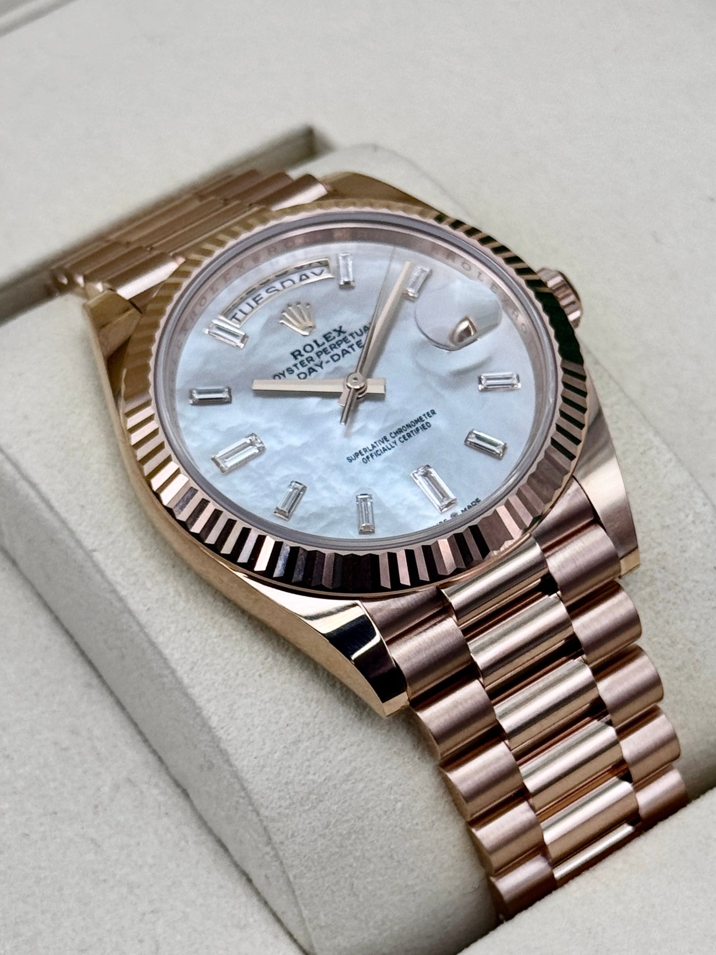 NEW 2026 Rolex Day-Date 40mm 228235 Presidential Rose Gold MOP Diamond Dial
