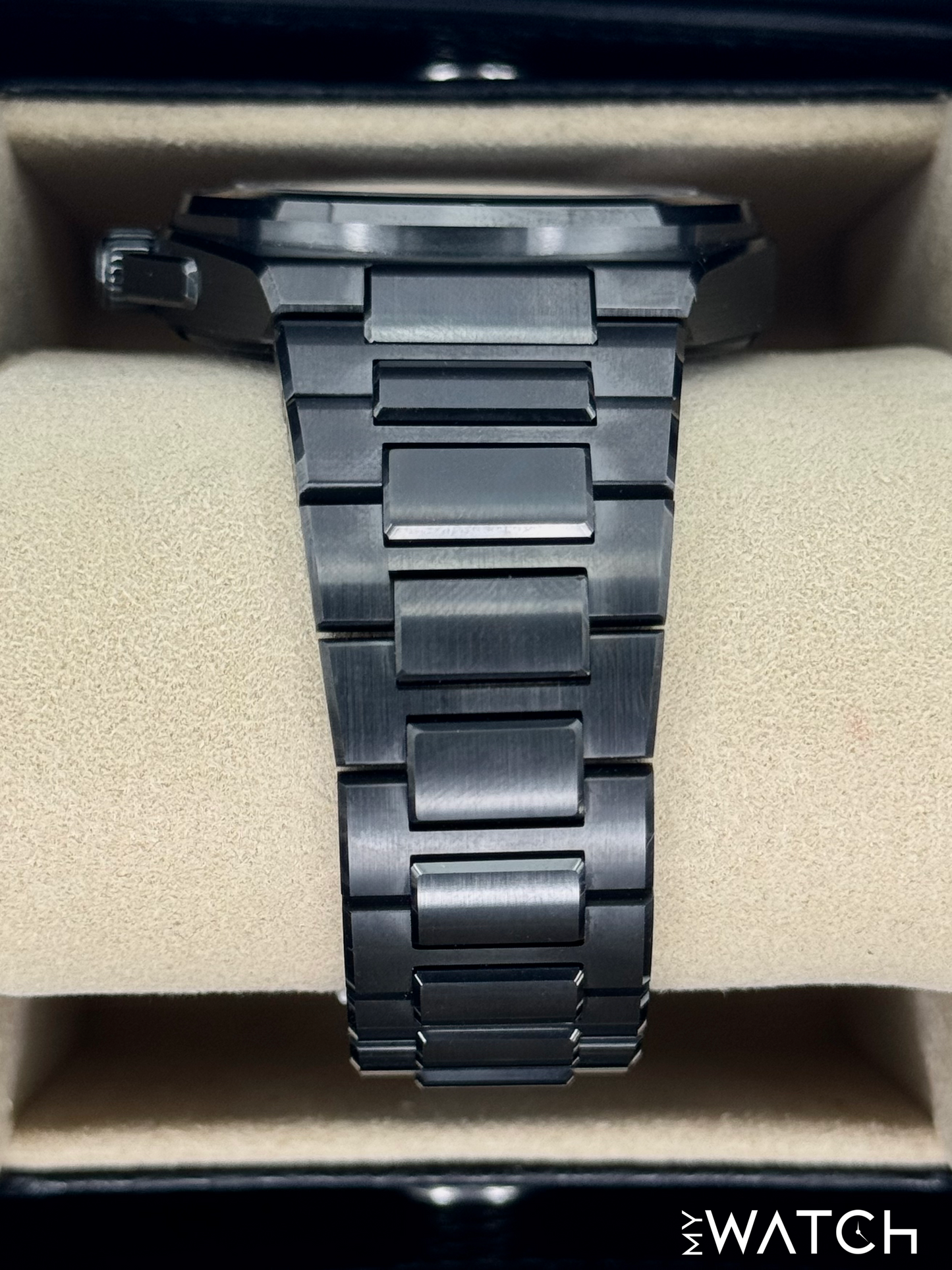 2025 IWC Ingenieur Automatic 42mm IW338903 Ceramic Black Dial