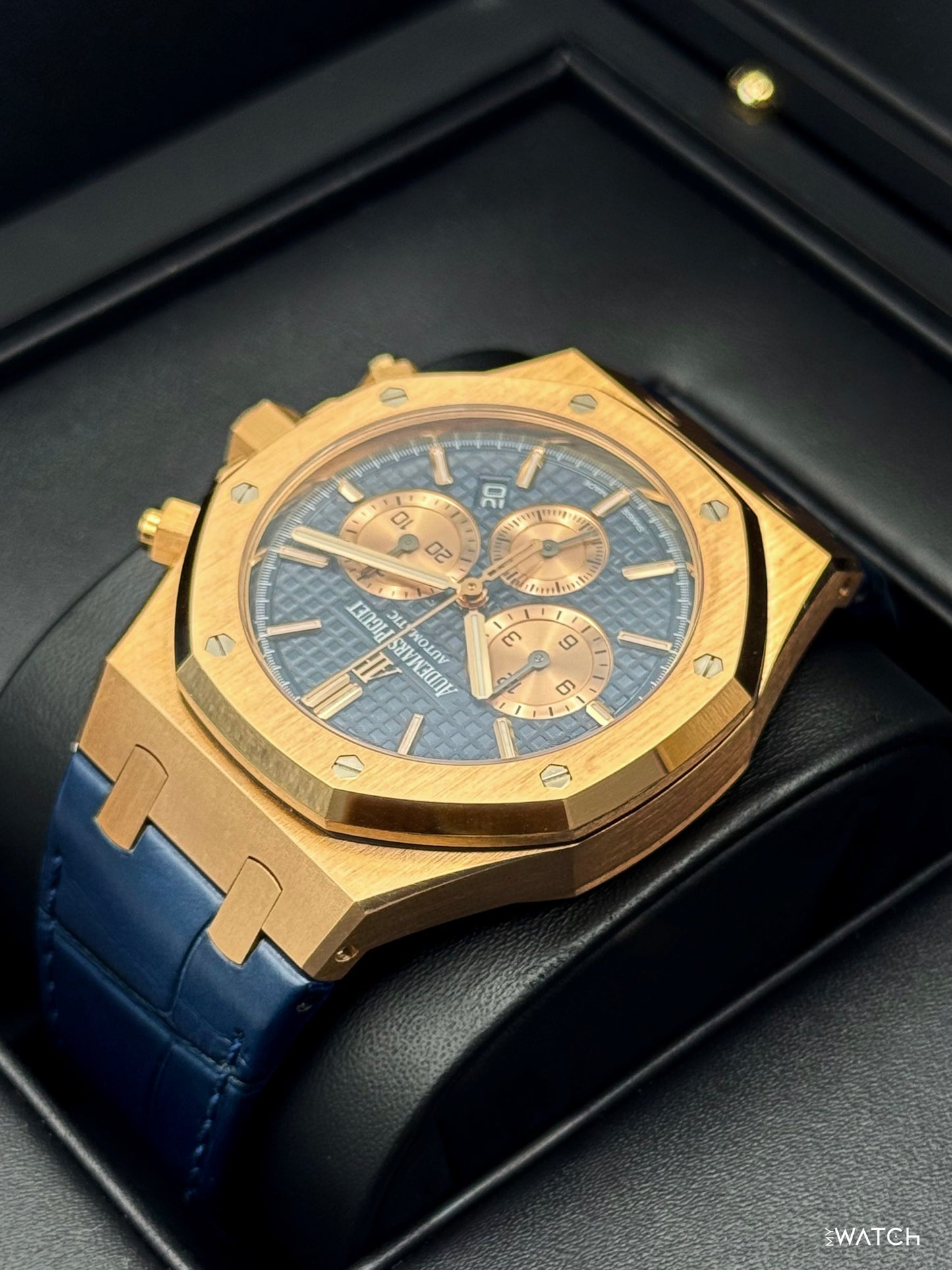 2021 Audemars Piguet Royal Oak Chronograph 41mm 26331OR Rose Gold Blue Dial