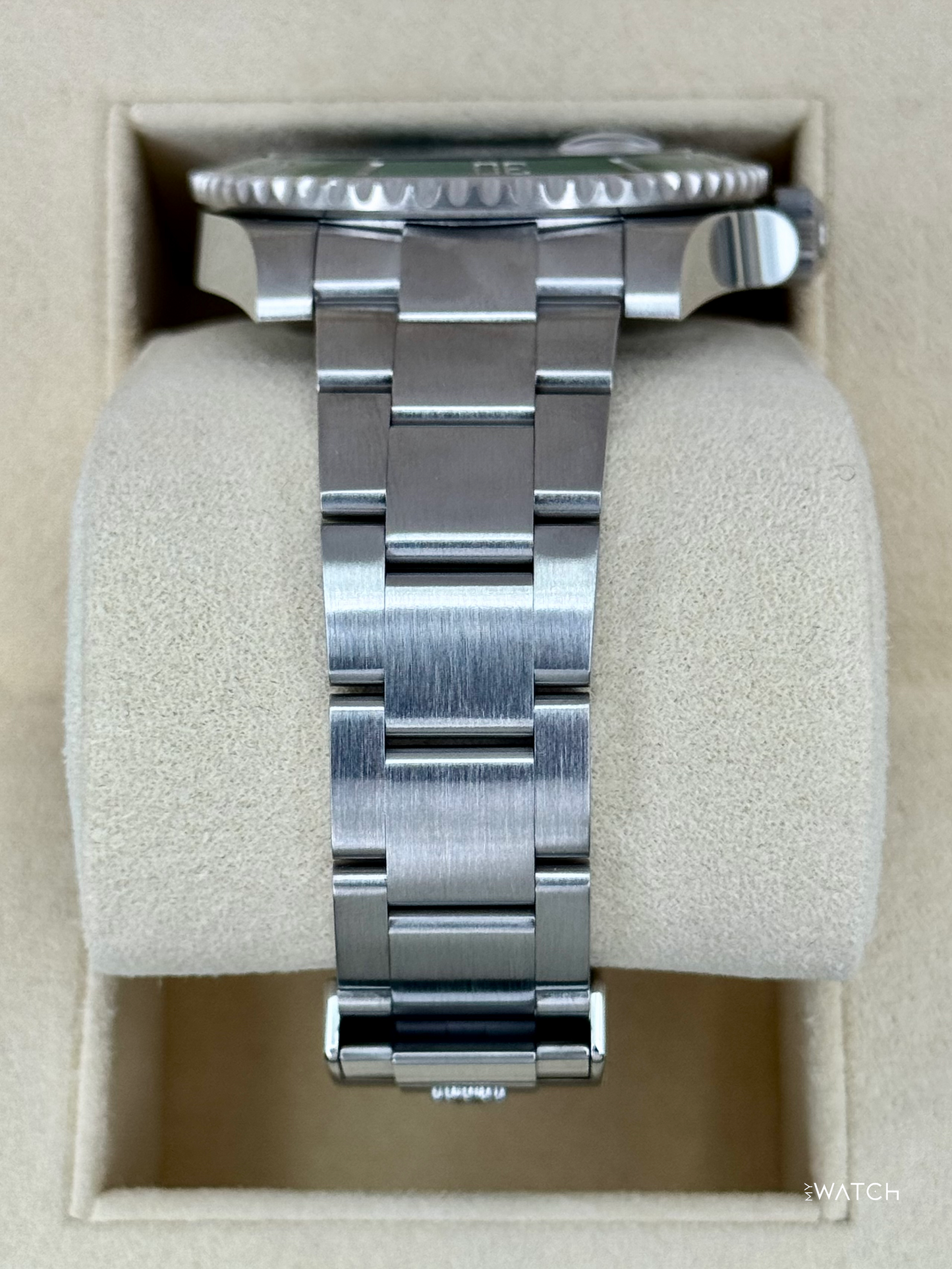 2019 Rolex Submariner “Hulk” 40mm 116610LV Green Dial