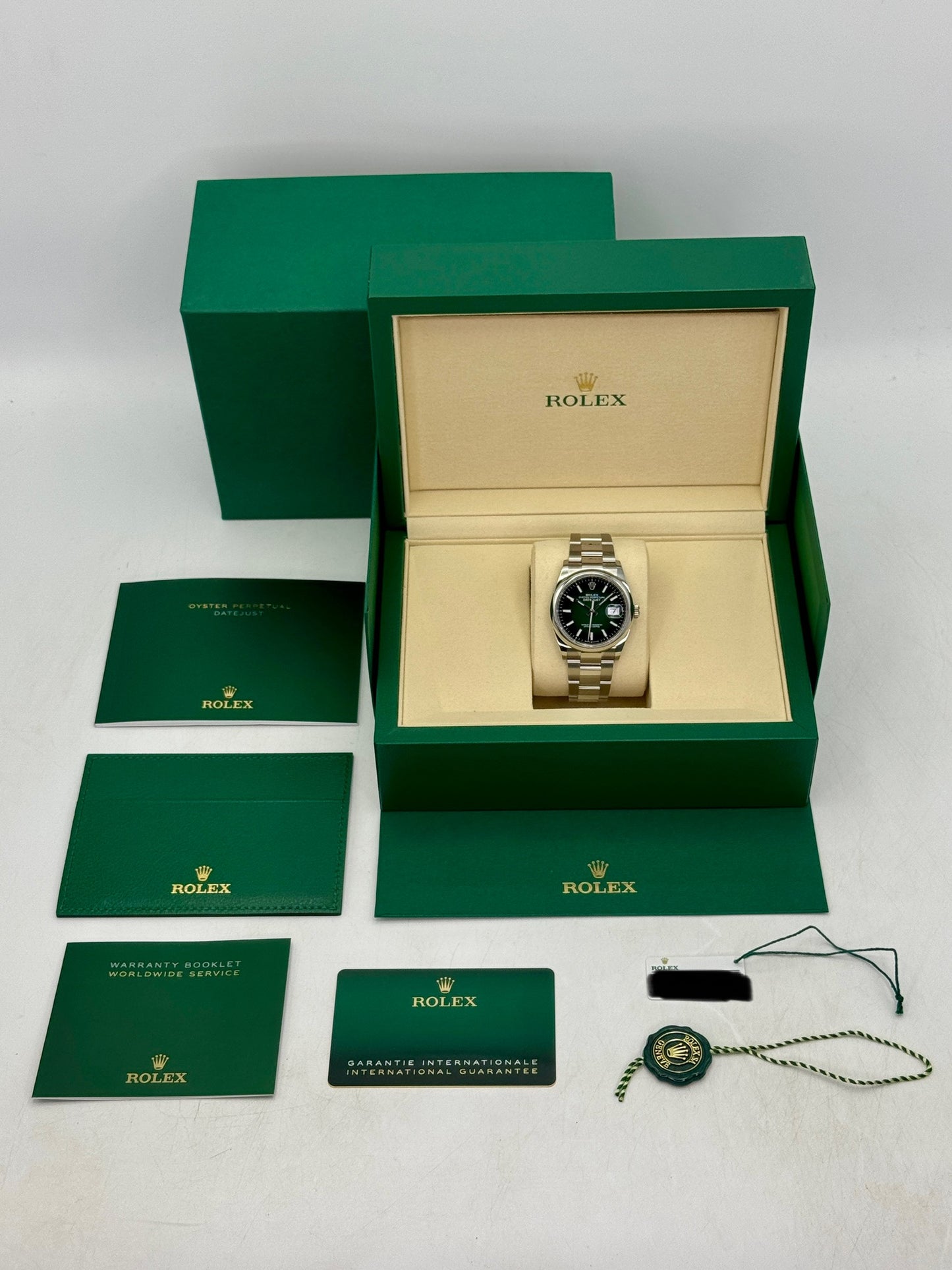 2026 Rolex Datejust 36mm 126200 Stainless Steel Oyster Green Ombre Dial