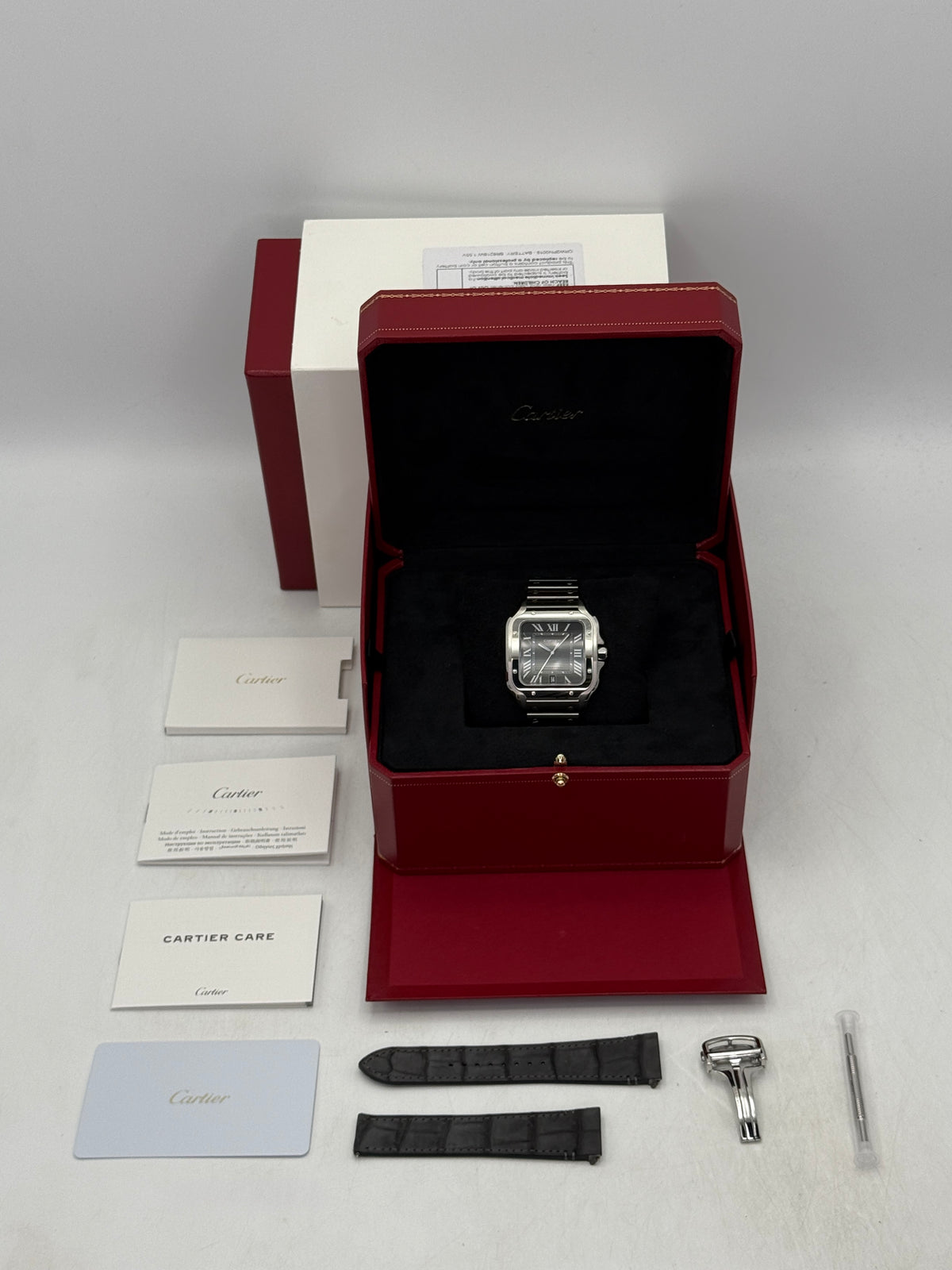 NEW 2026 Cartier Santos De Cartier 39mm WSSA0096 Stainless Steel Black Dial