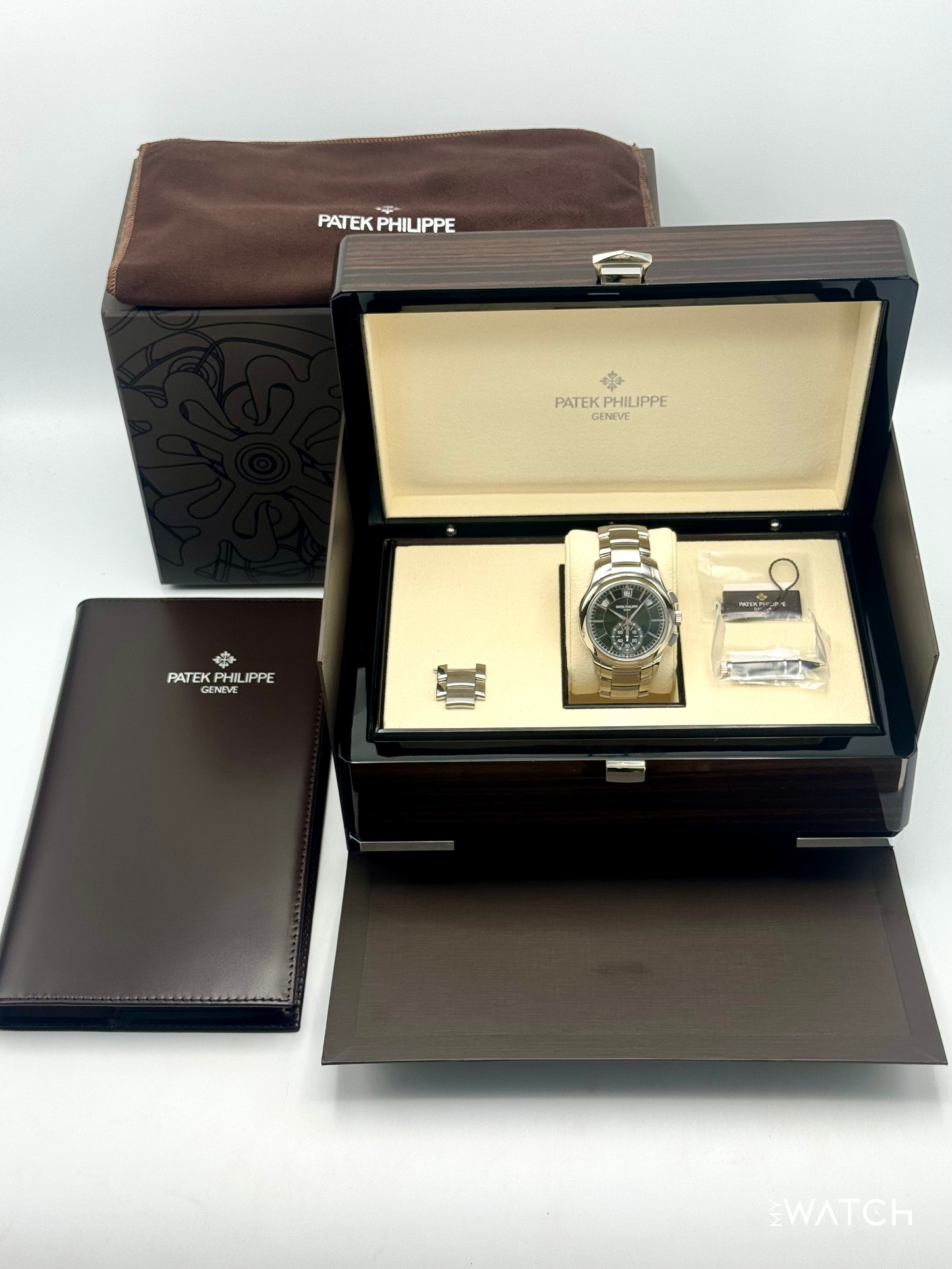 2023 Patek Philippe Flyback Chronograph Annual Calendar 5905/1A Olive Green Dial