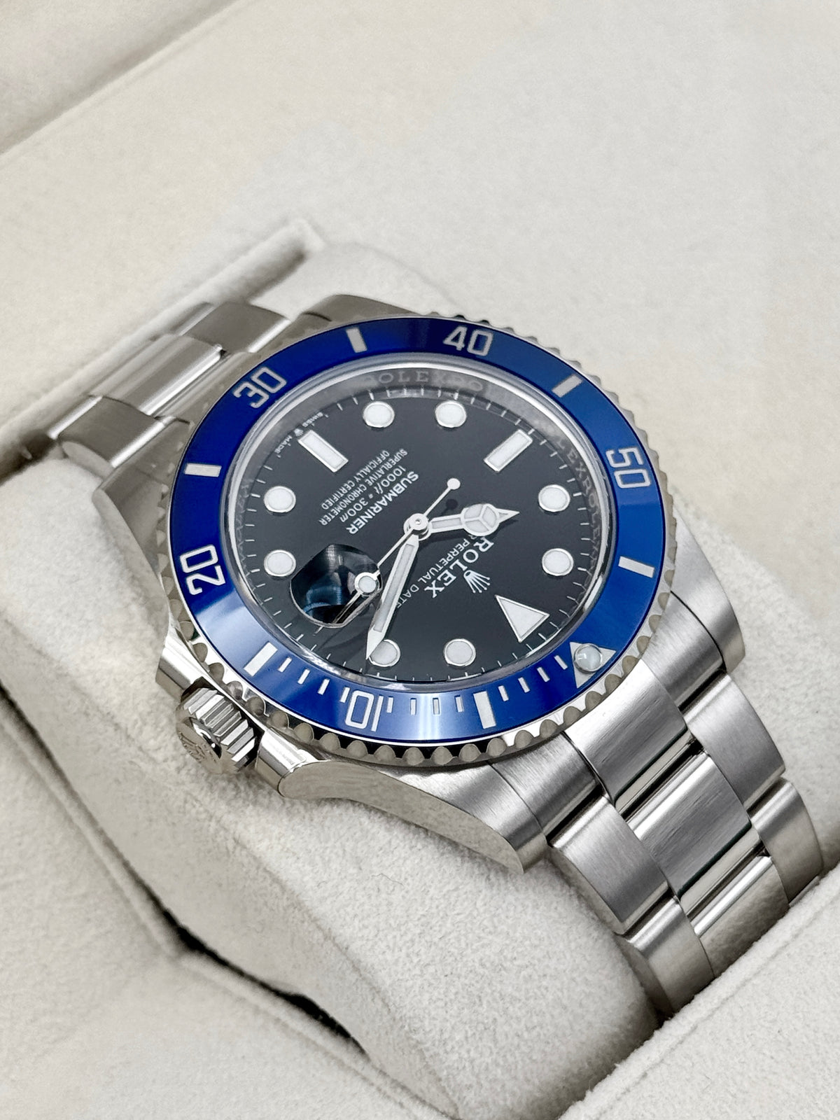 2022 Rolex Submariner Cookie Monster 41mm 126619LB White Gold Black Dial (STICKERED)