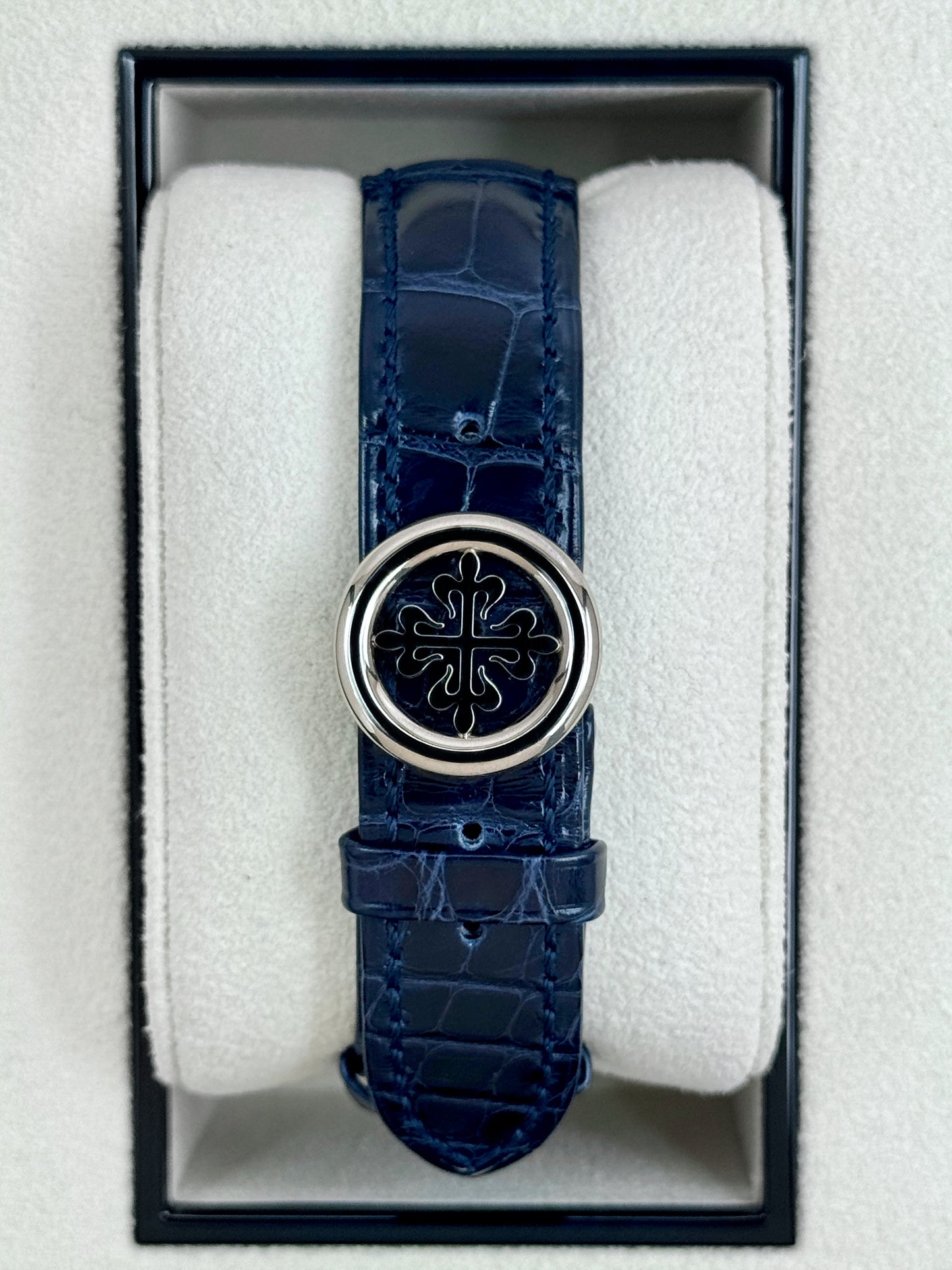 2021 Patek Philippe Perpetual Calendar 39mm 5327G White Gold Blue Dial