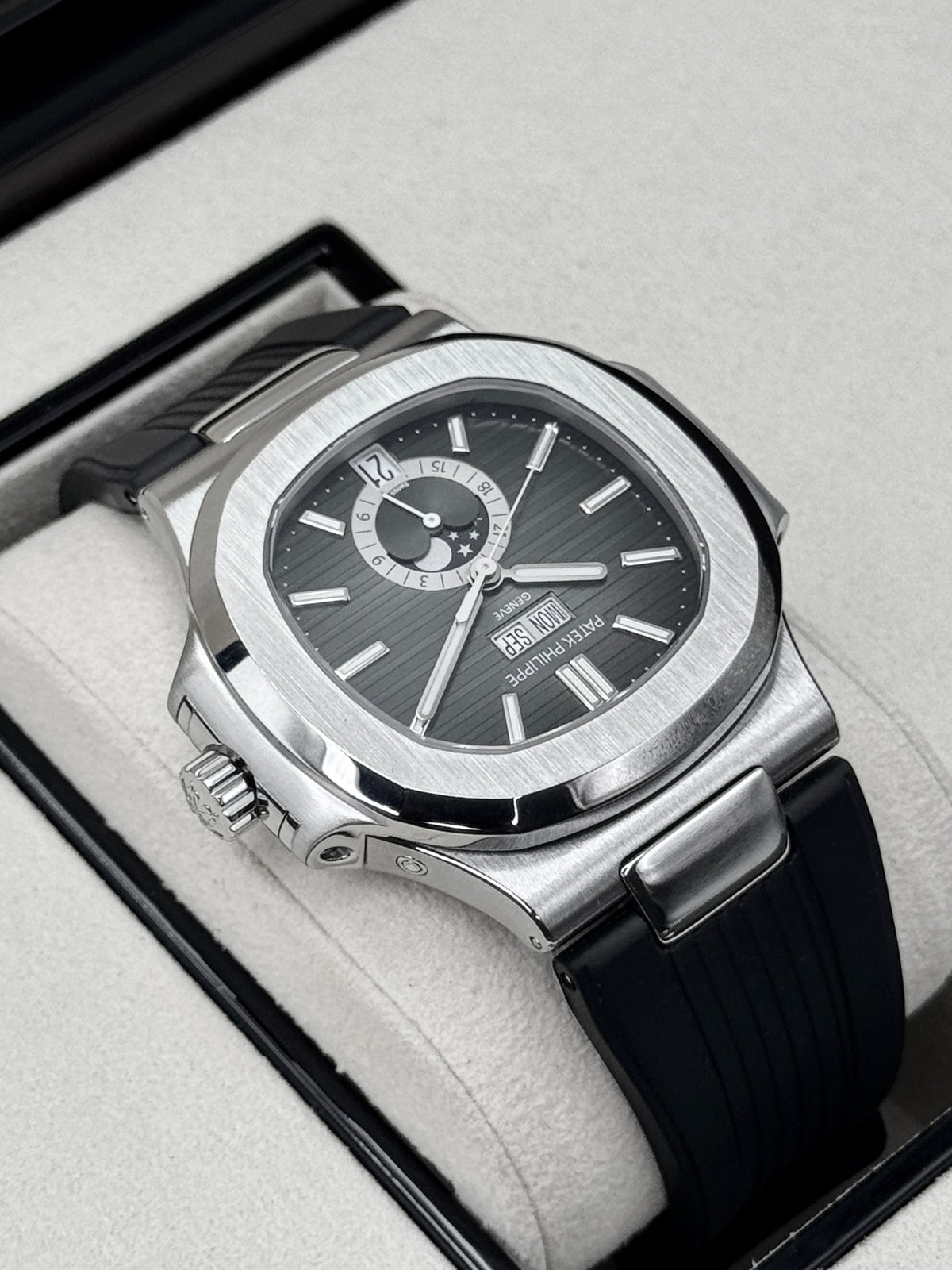2021 Patek Philippe Nautilus 40mm 5726A Stainless Steel Black Dial