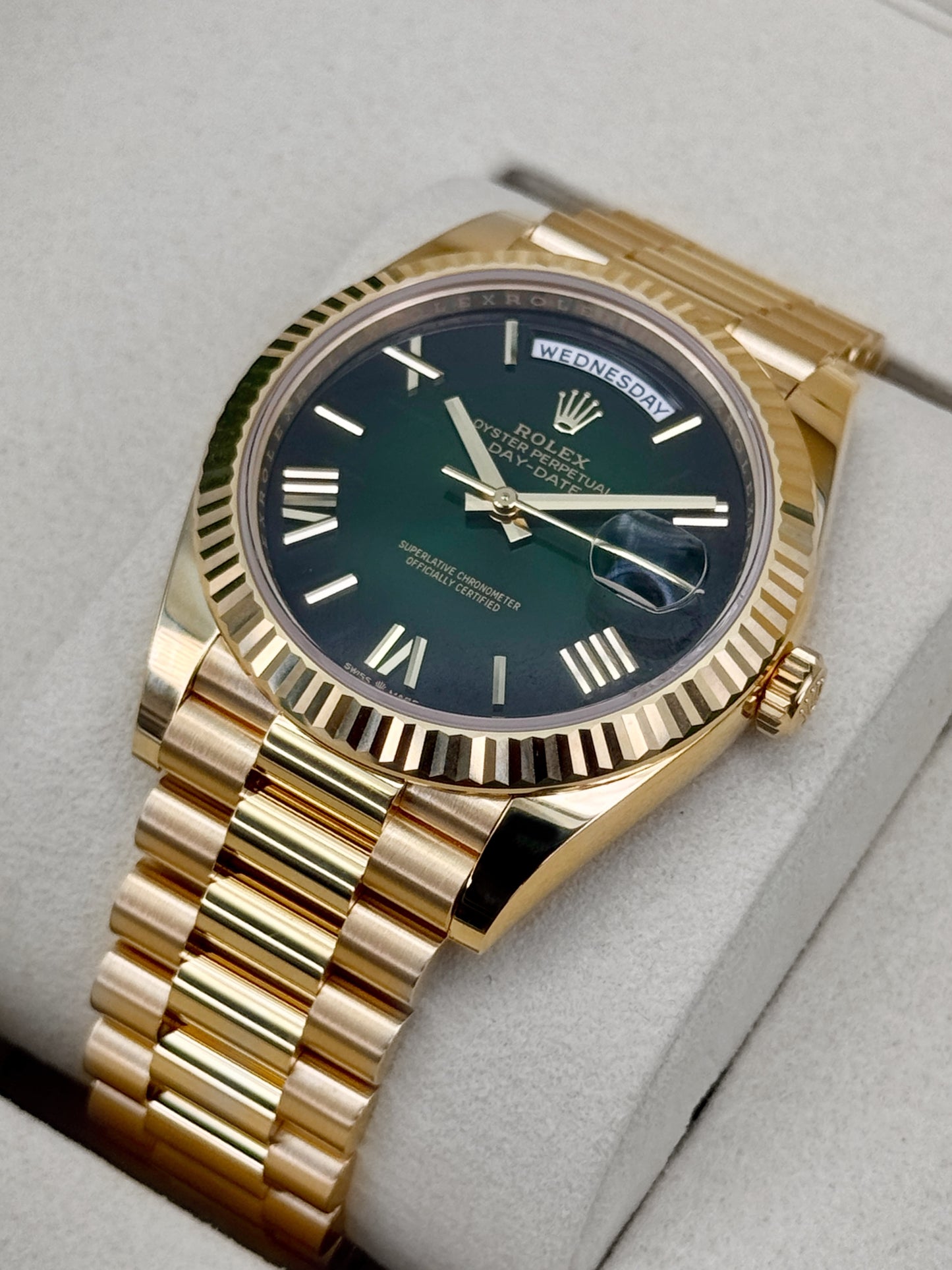 NEW 2026 Rolex Day-Date 40mm 228238 Presidential Green Ombre Dial