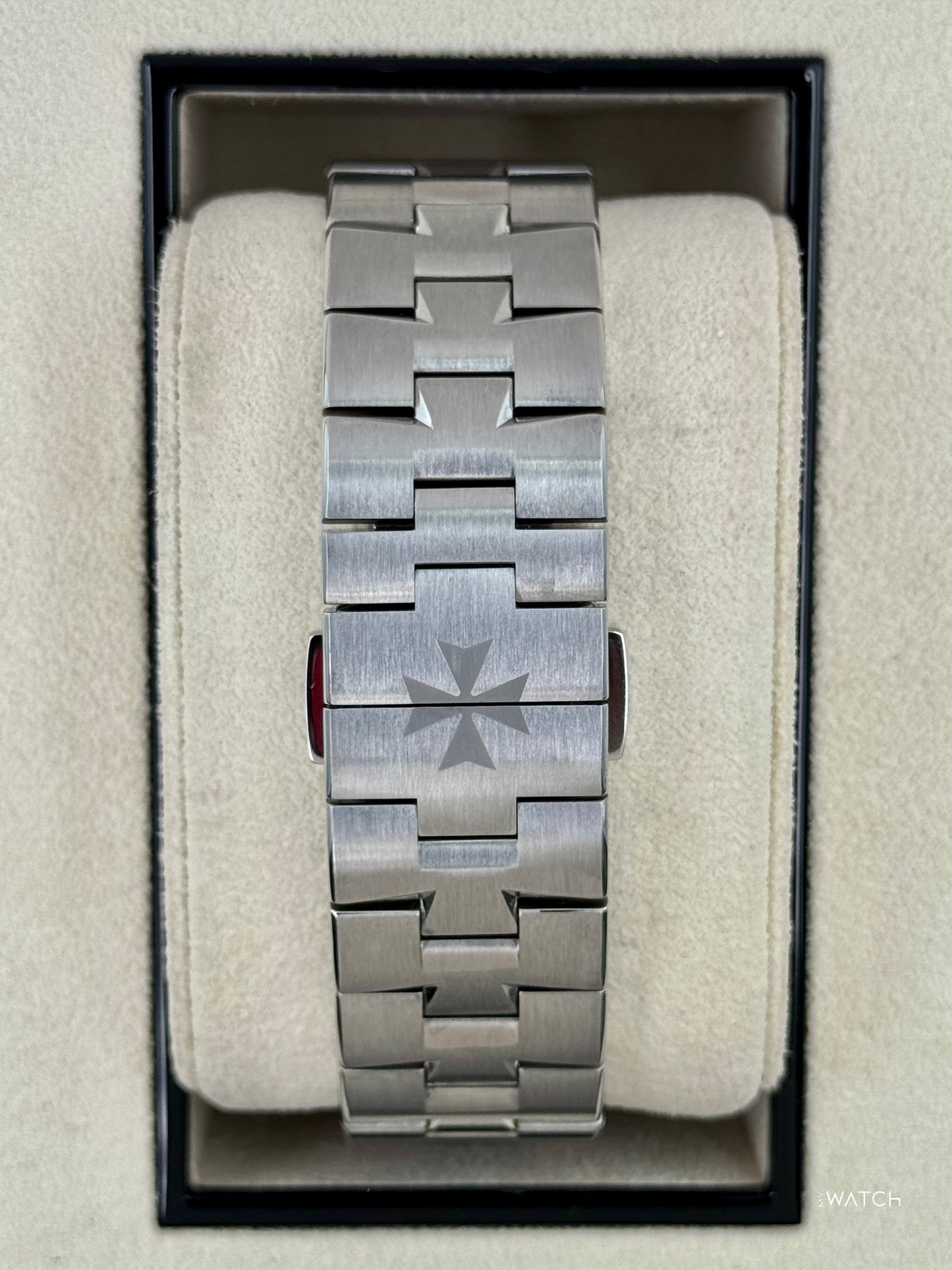 2018 Vacheron Constantin Overseas 42.5mm 5500V Stainless Blue Dial