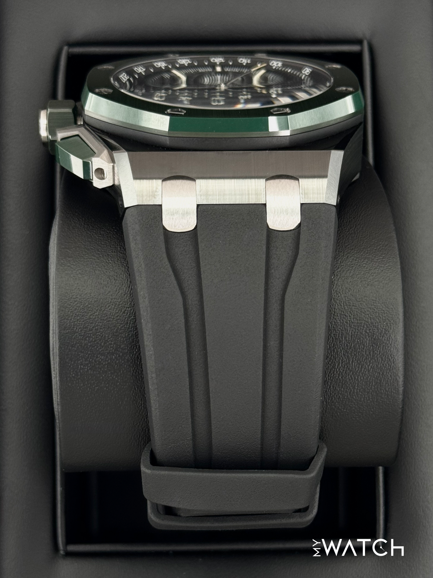 NEW 2025 Audemars Piguet Royal Oak Chroograph 43mm 26420CE Ceramic Green Dial