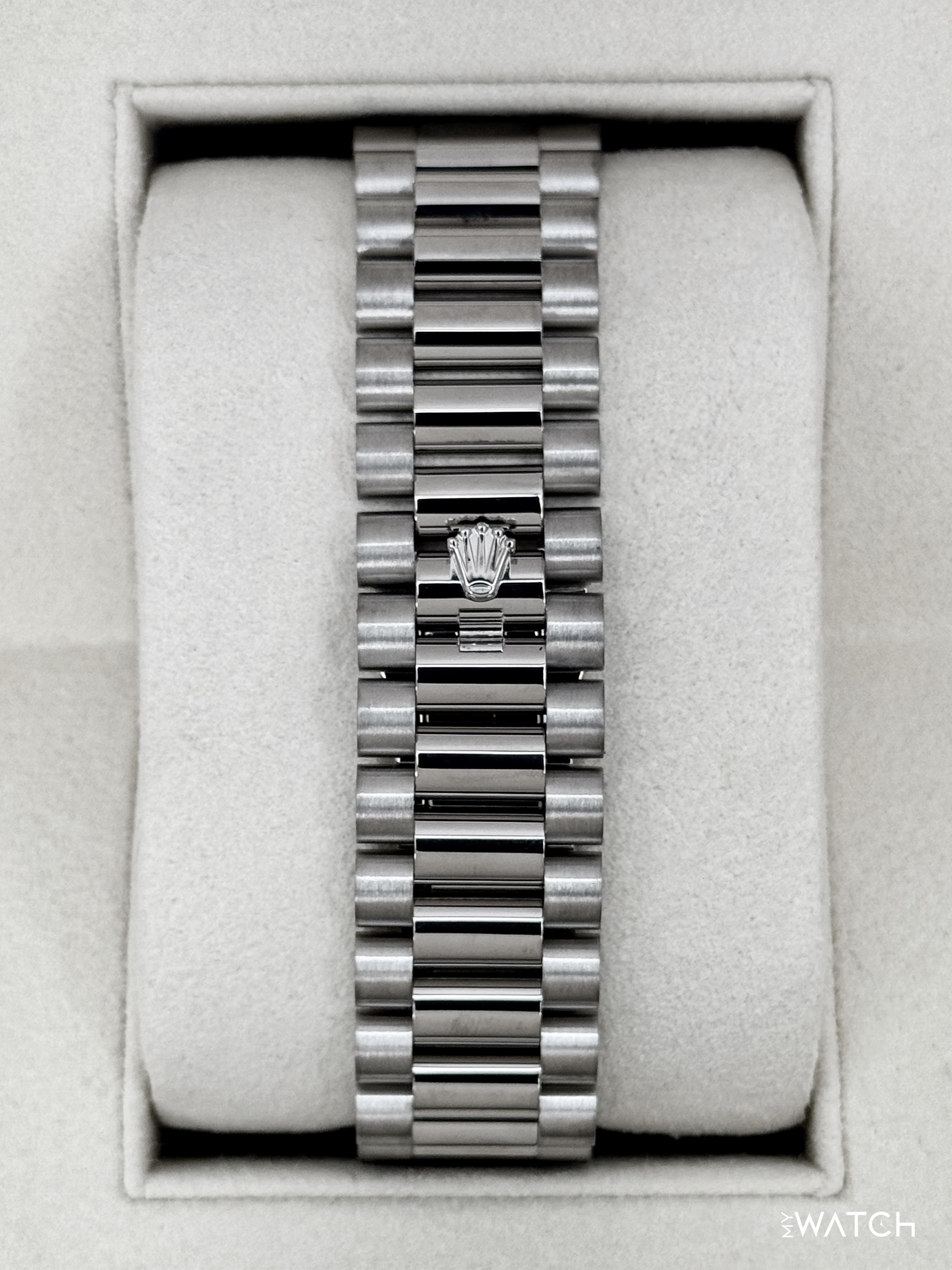 2022 Rolex Day-Date 40mm 228239 Presidential 18kt White Gold Olive Dial - MyWatchLLC