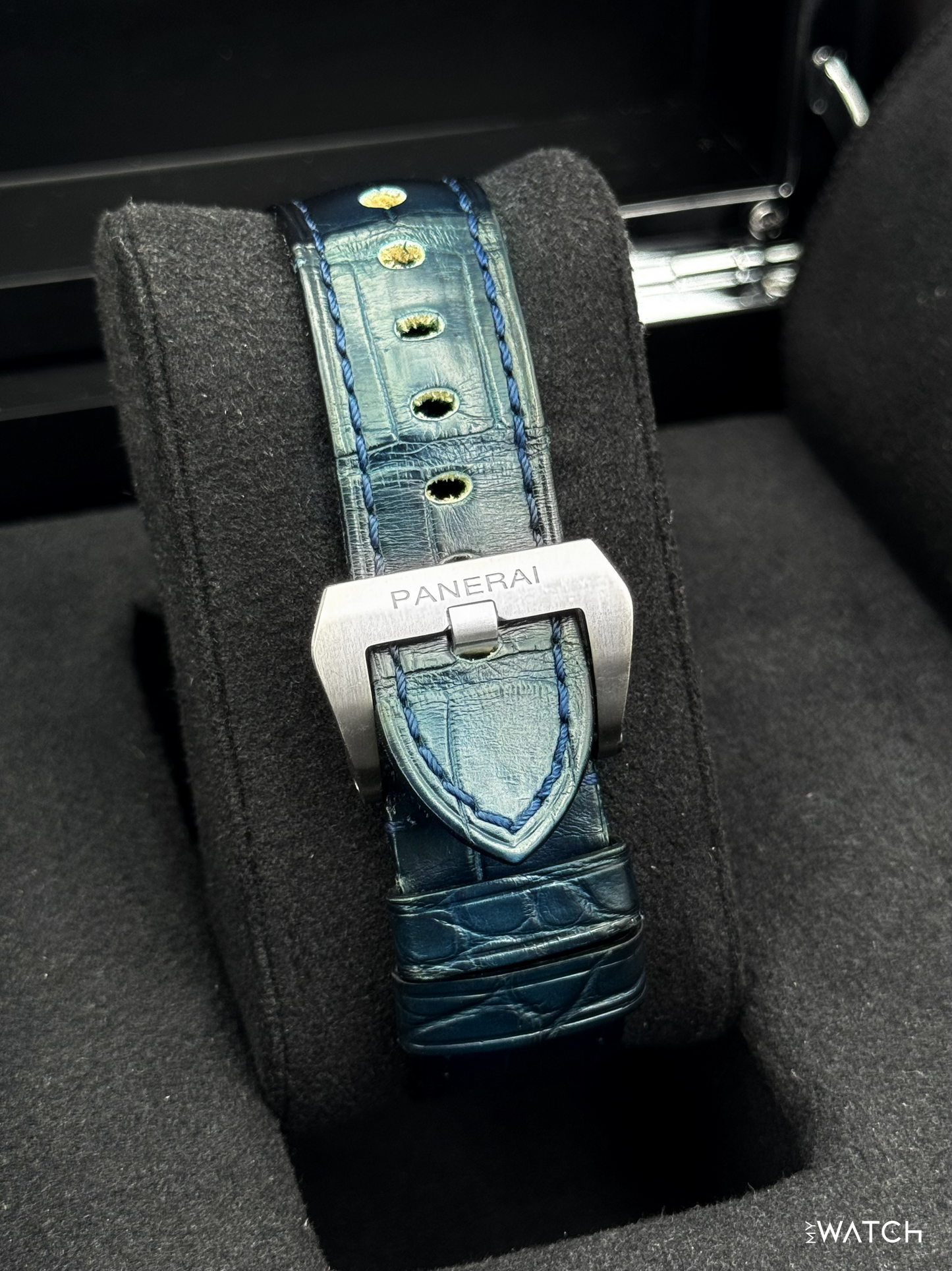 2021 Panerai Luminor Marina Quaranta 40mm PAM01270 Stainless Steel Blue Dial