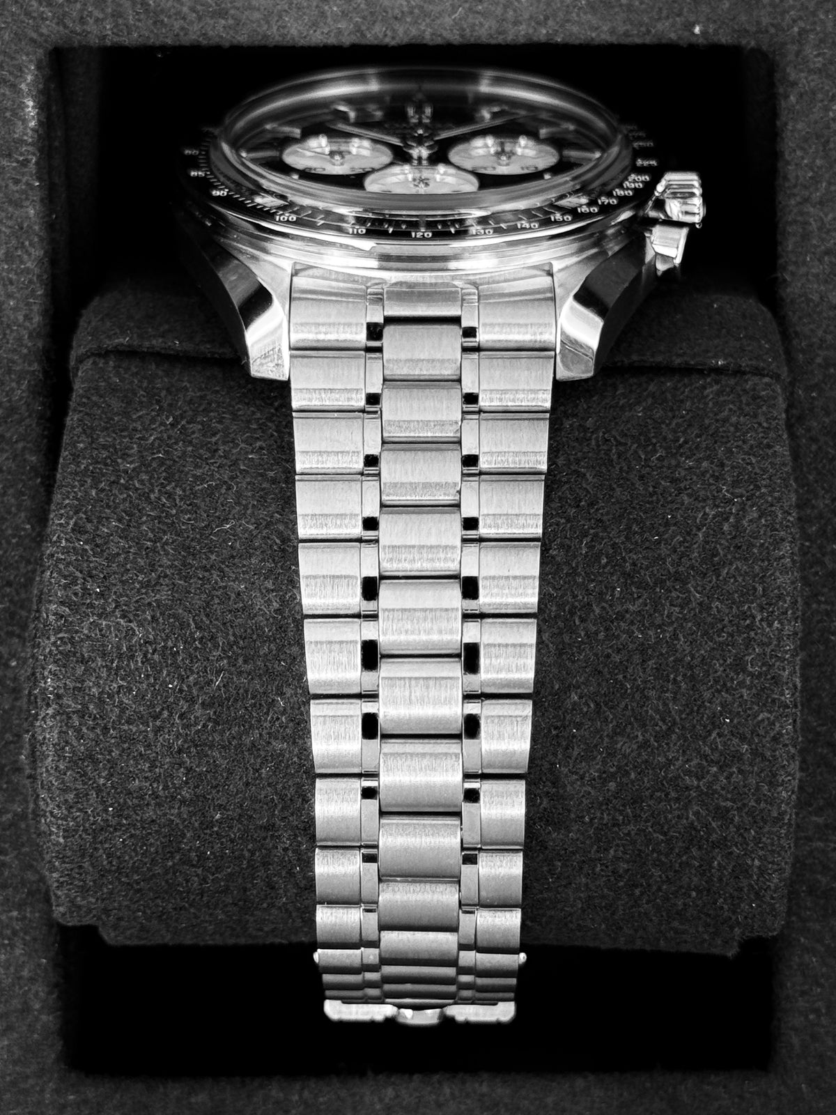 NEW 2026 Omega Speedmaster Moonwatch 42mm 310.30.42.50.01.004 Black Dial