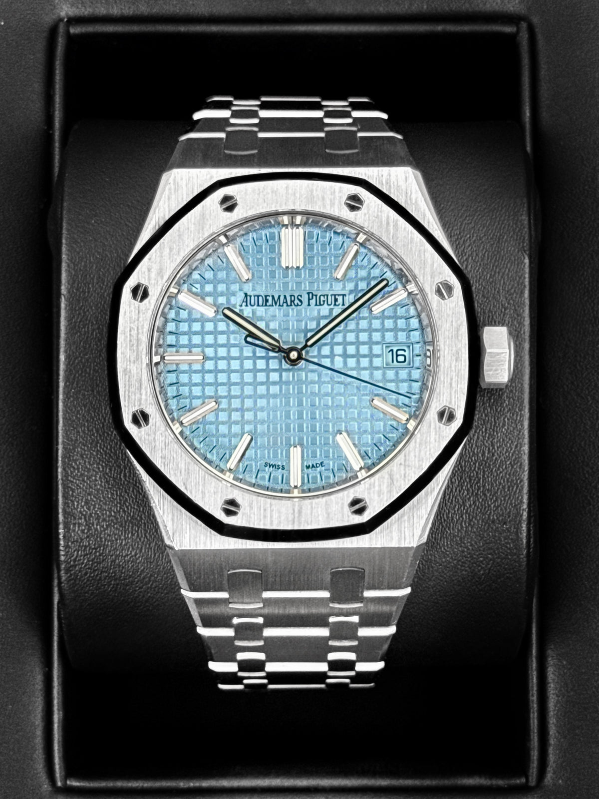 2024 Audemars Piguet Royal Oak 37mm 15550ST Stainless Steel Blue Dial