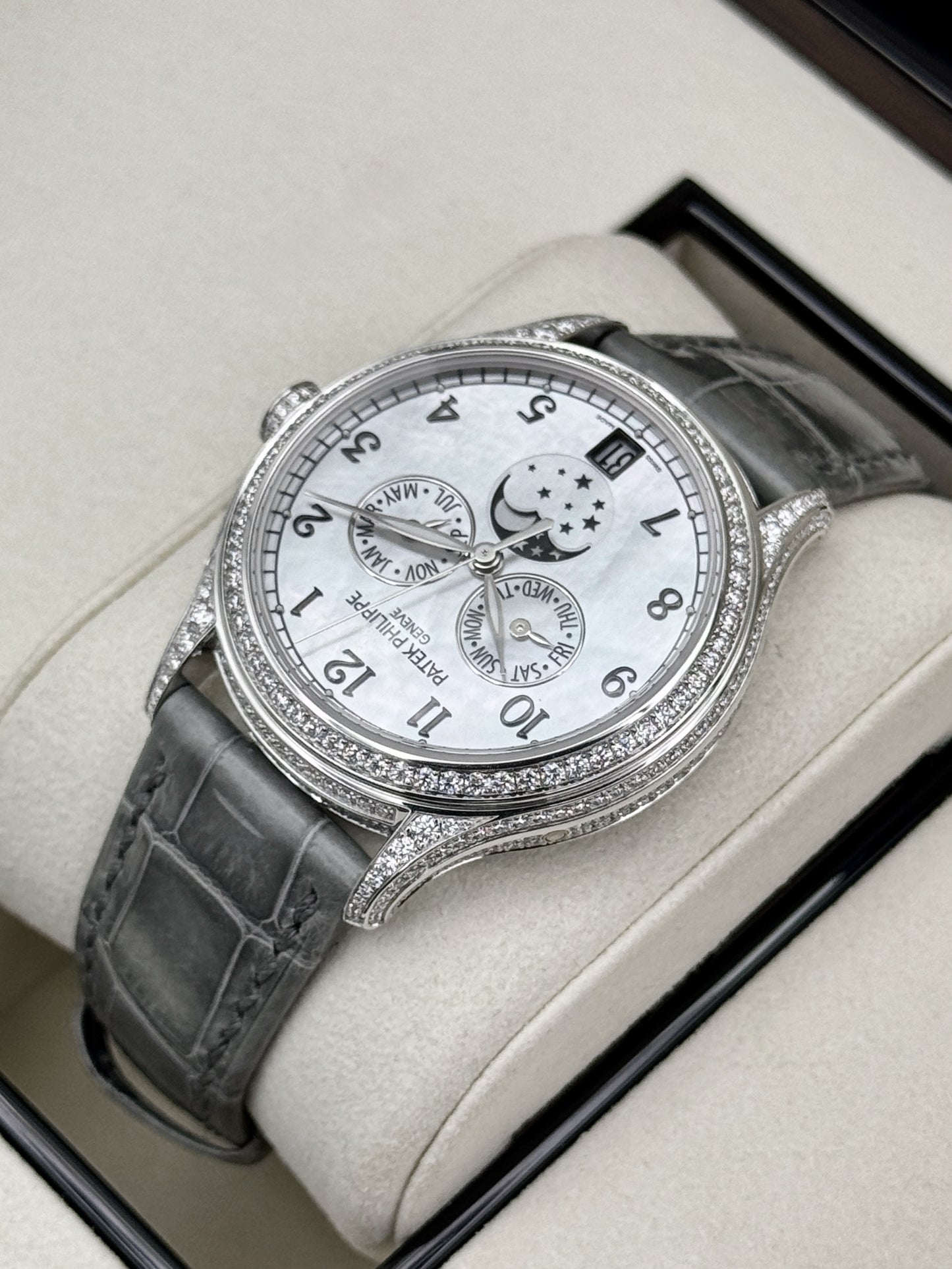 NEW 2026 Patek Philippe Annual Calendar 38mm 4948G White Gold Mother of Pearl Dial