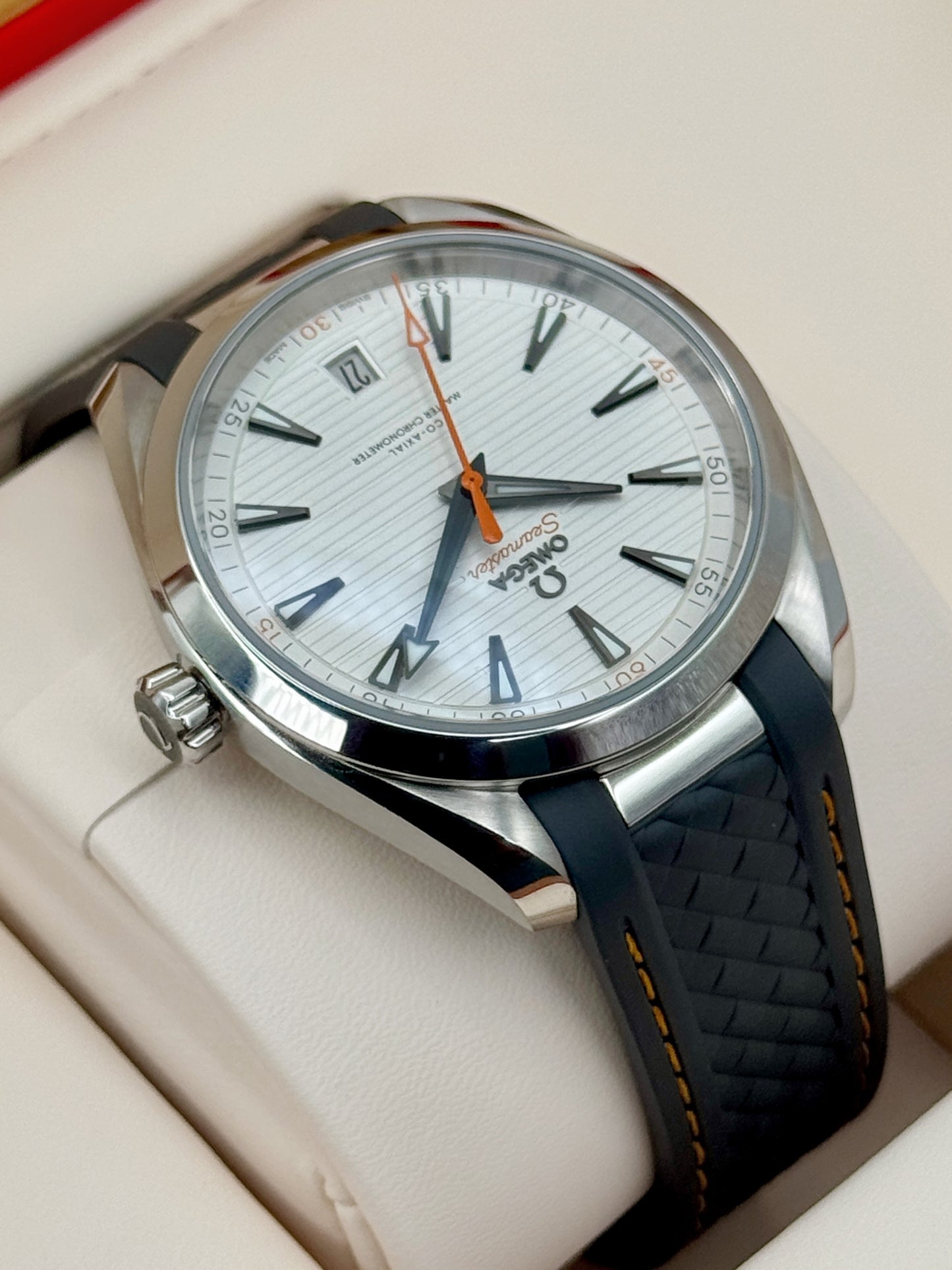 2026 Omega Seamaster Aqua Terra 41mm 220.12.41.21.02.002 Silver Dial