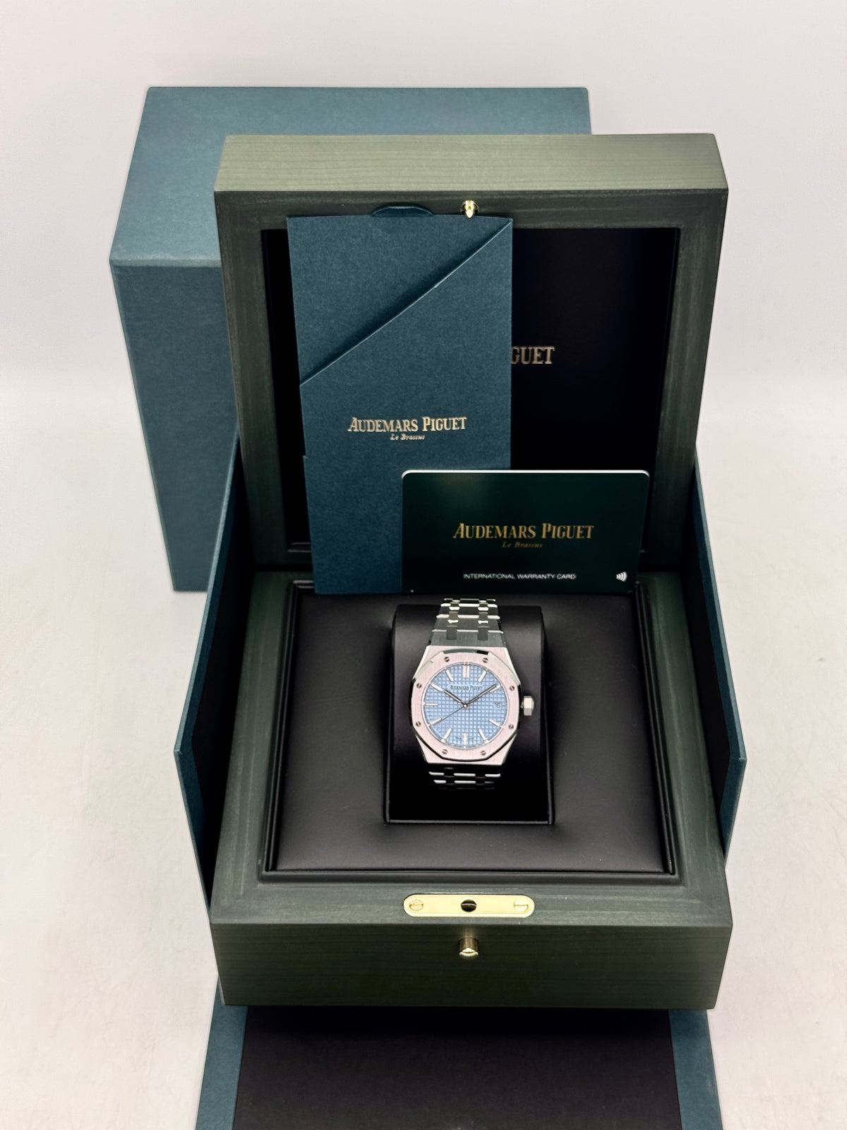 2024 Audemars Piguet Royal Oak 37mm 15550ST Stainless Steel Blue Dial