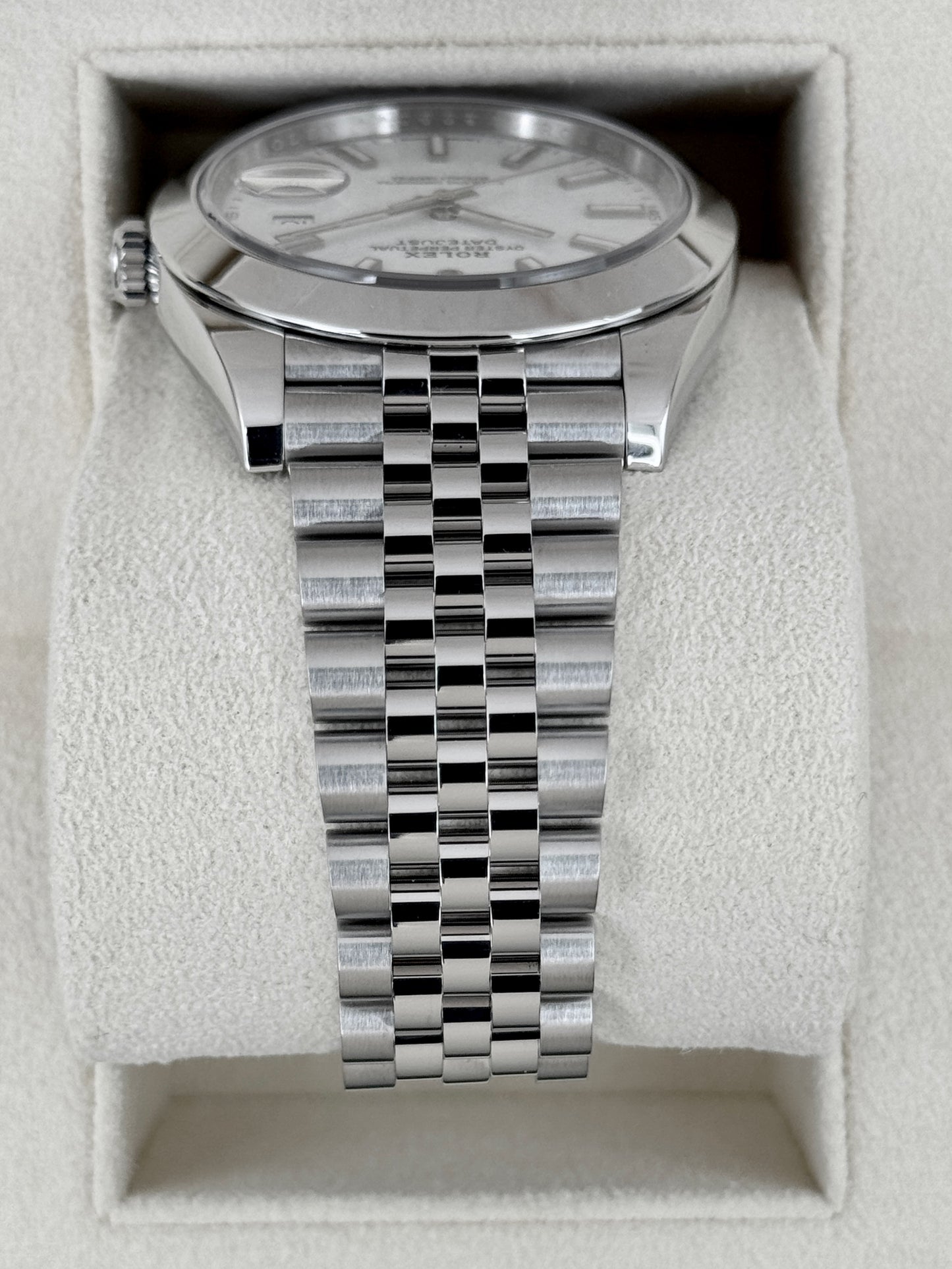 2024 Rolex Datejust 41mm 126300 Stainless Steel Jubilee White Dial