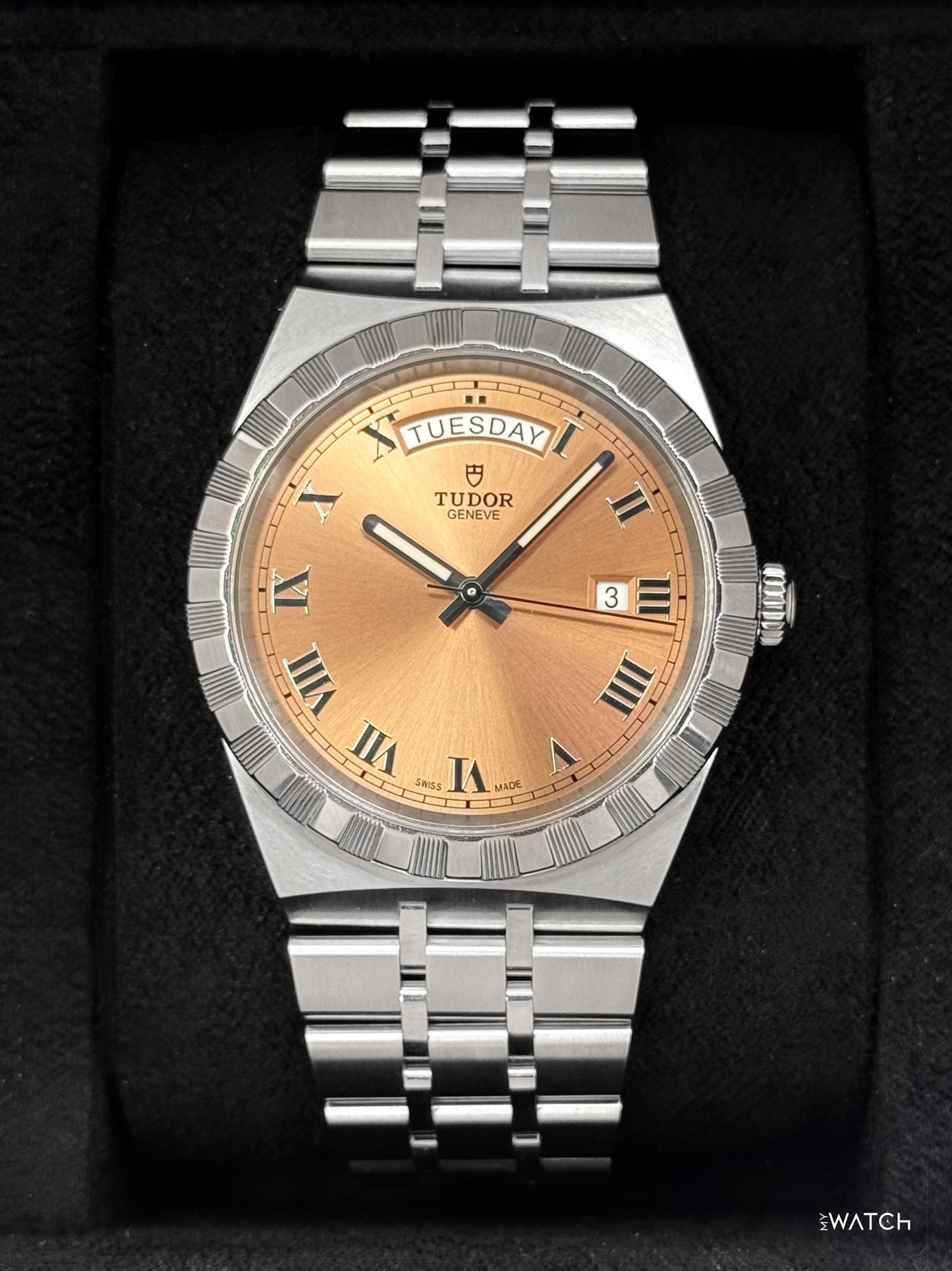 2026 Tudor Royal 41mm 28600 Stainless Steel Salmon Dial
