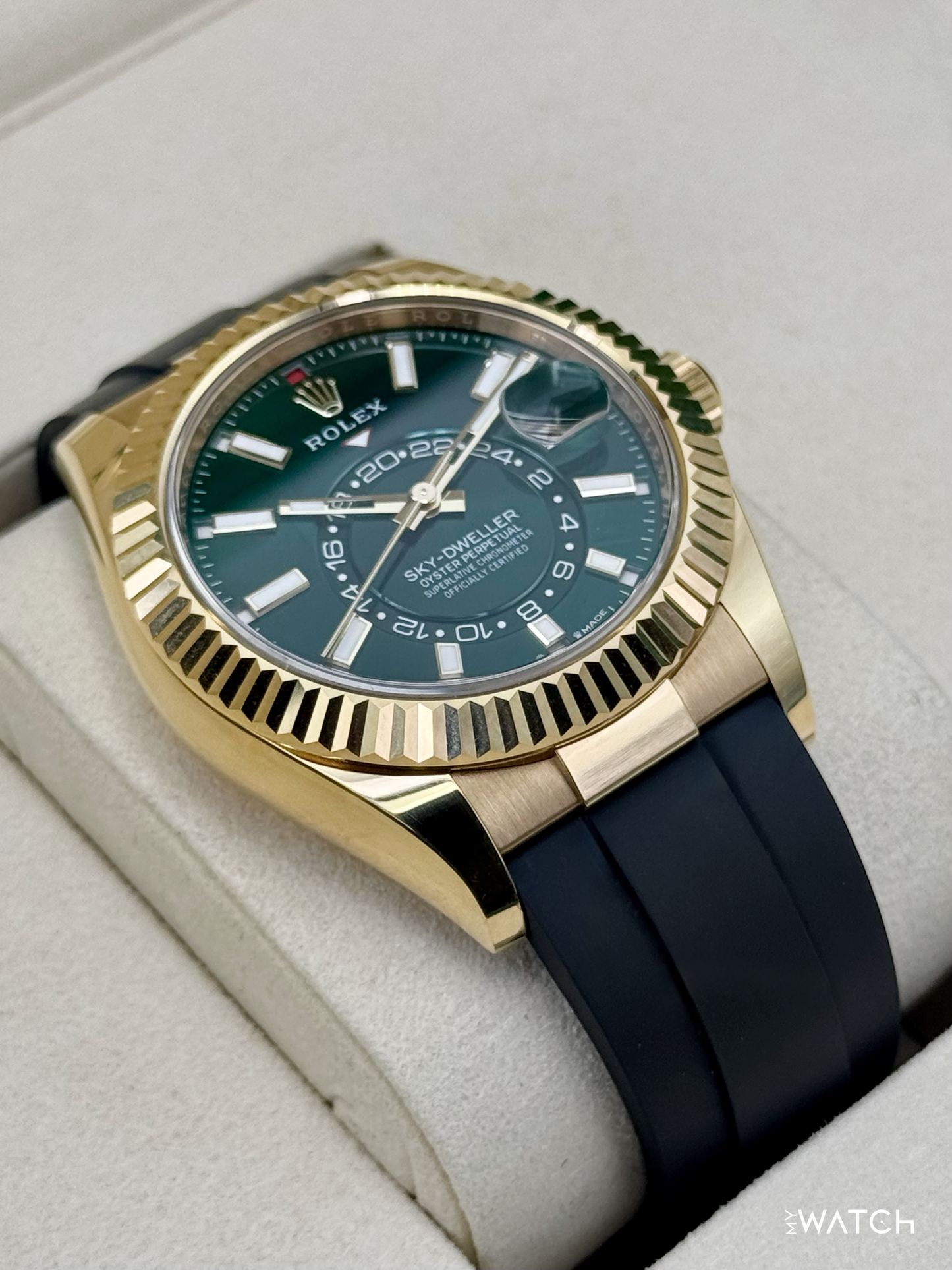 2025 Rolex Sky-Dweller 42mm 336238 Yellow Gold Oysterflex Green Dial - MyWatchLLC