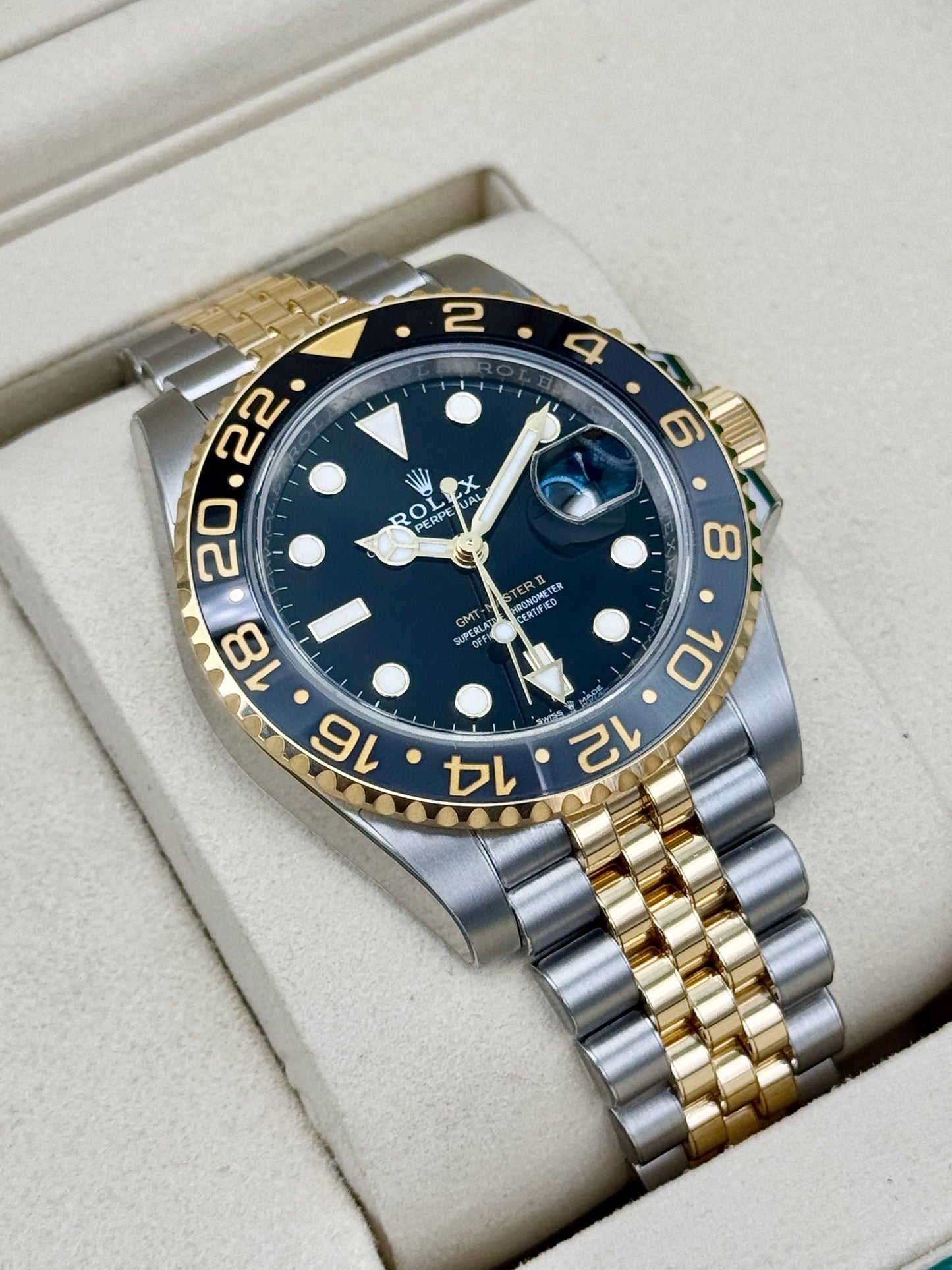 NEW 2026 Rolex GMT-Master II 40mm 126713GRNR Two-Tone Jubilee