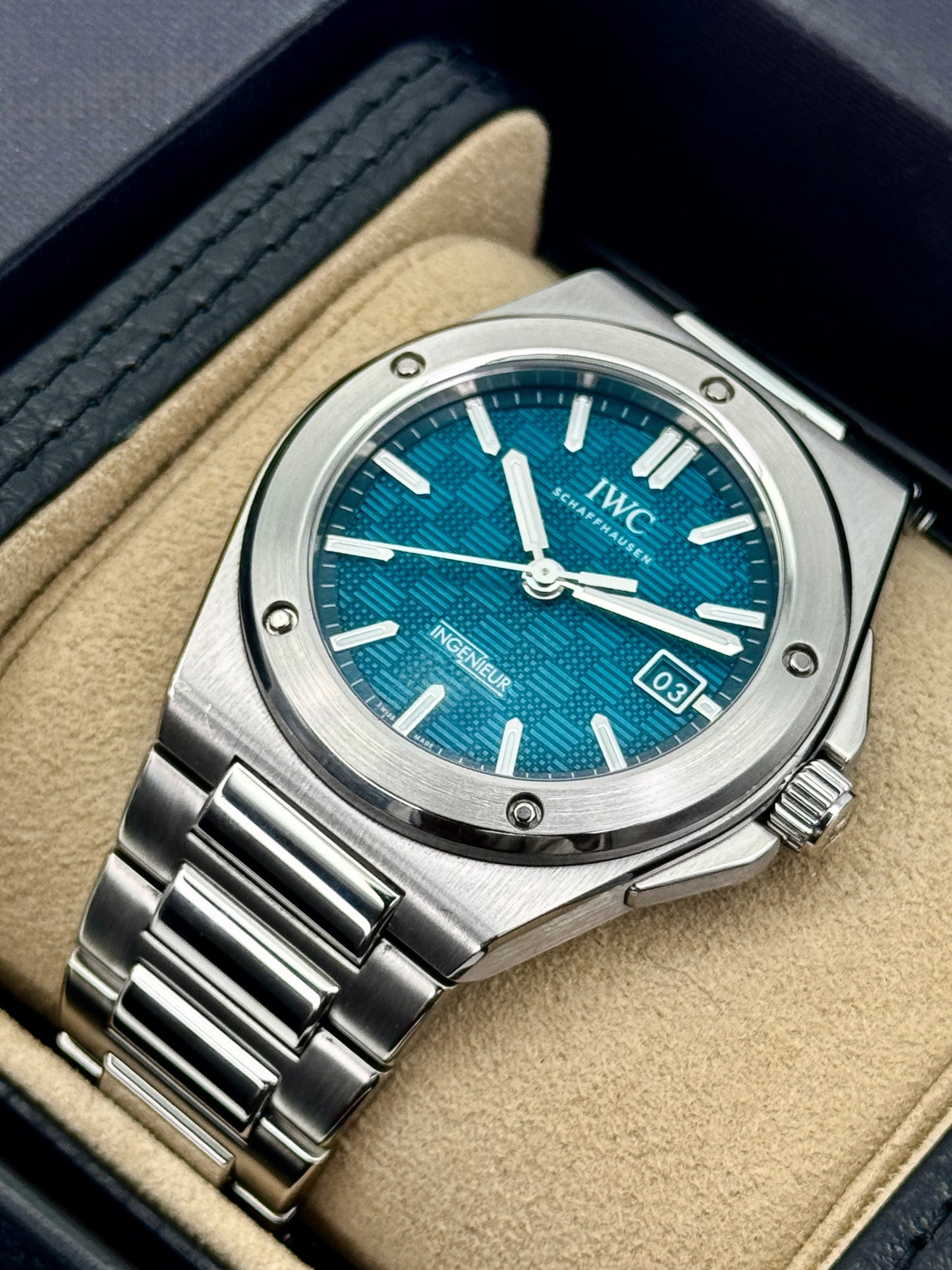 2023 IWC Ingenieur Automatic 40mm IW328903 Stainless Steel Aqua Dial
