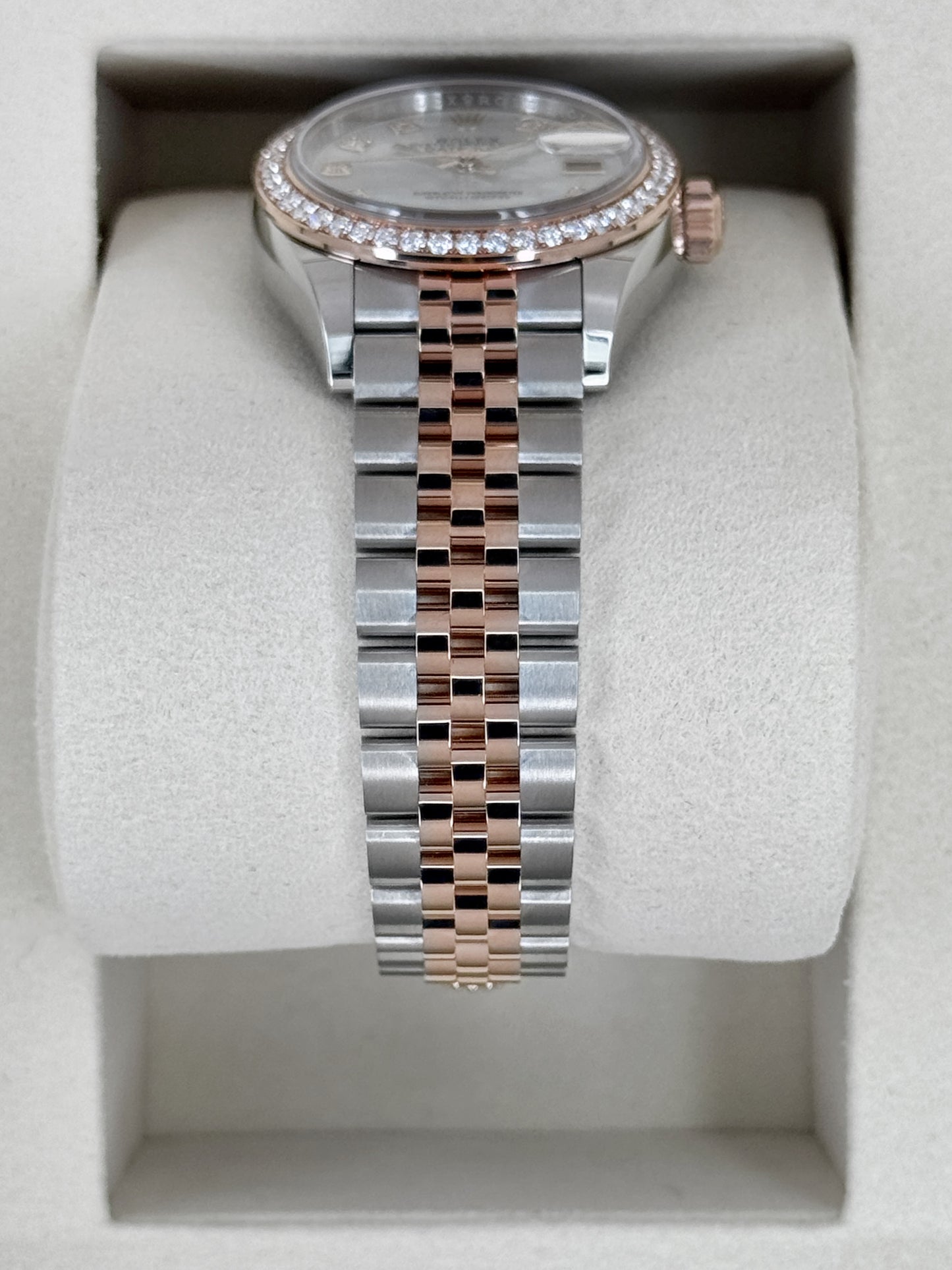 NEW 2026 Rolex Datejust 28mm 279381RBR Mother of Pearl Diamond Dial
