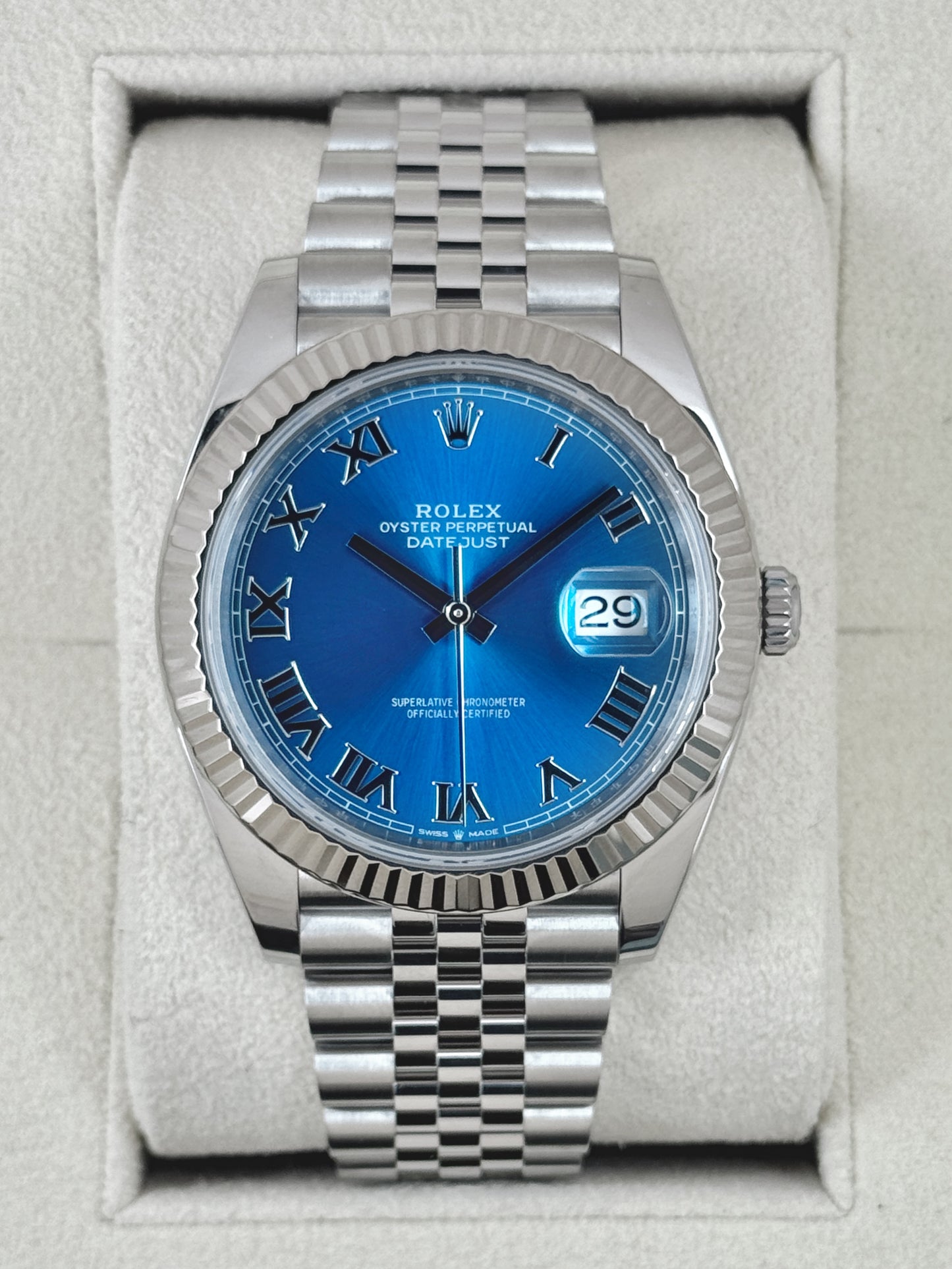 2025 Rolex Datejust 41mm 126334 Stainless Steel Jubilee Azzurro Blue Dial