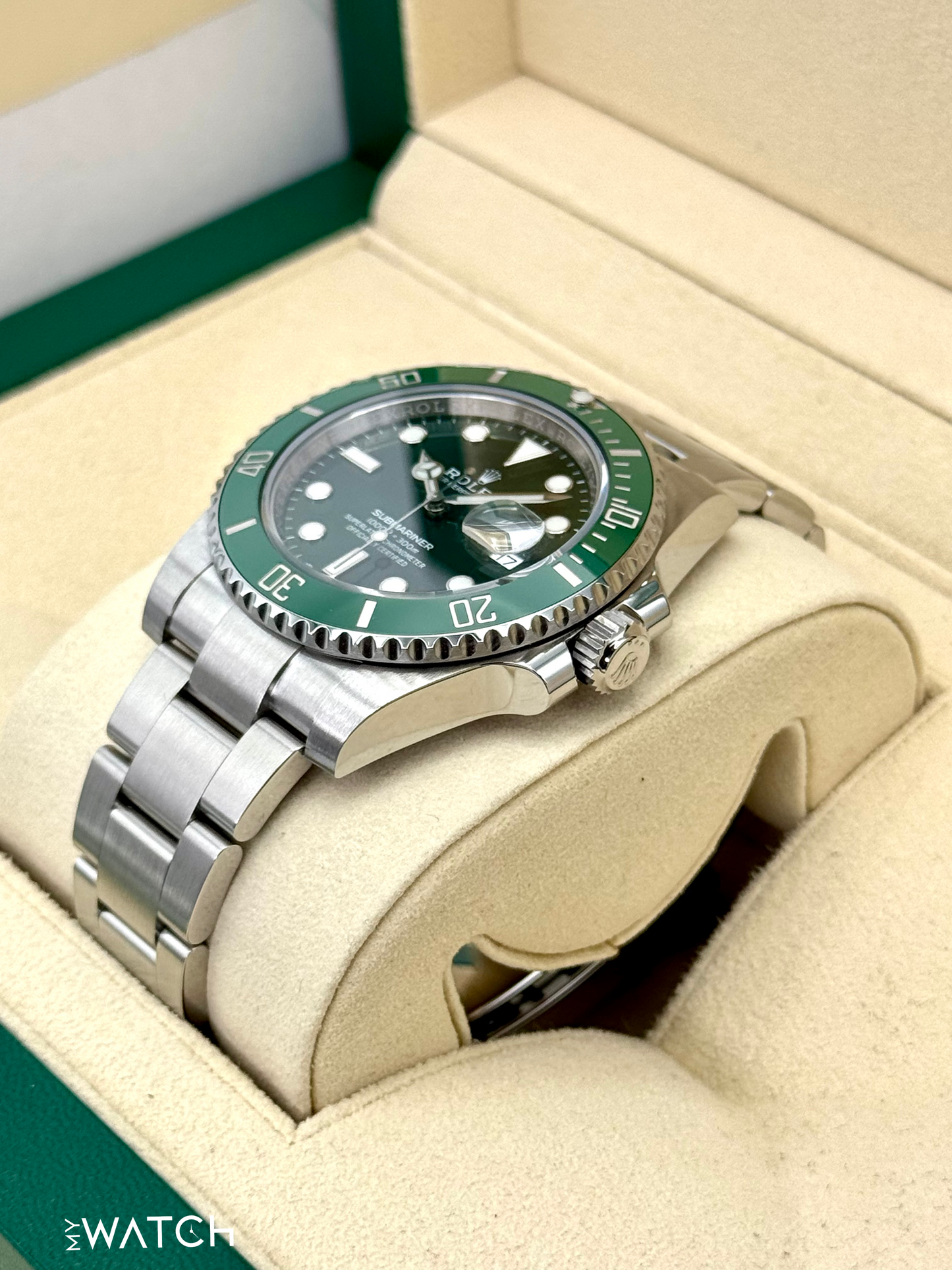 2019 Rolex Submariner "Hulk" 40mm 116610LV Green Dial