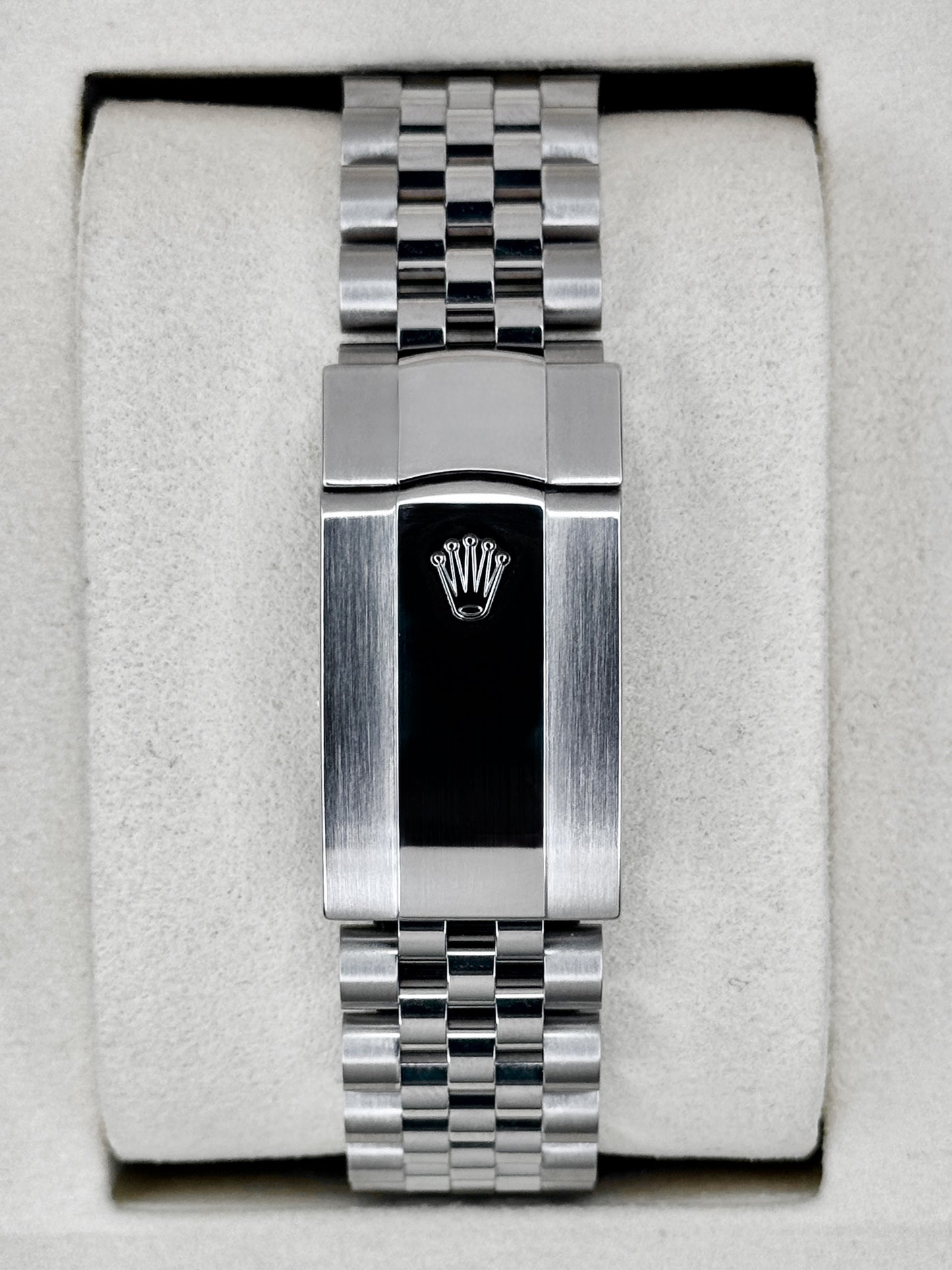 2026 Rolex Sky-Dweller 42mm 336934 Stainless Steel Jubilee White Dial