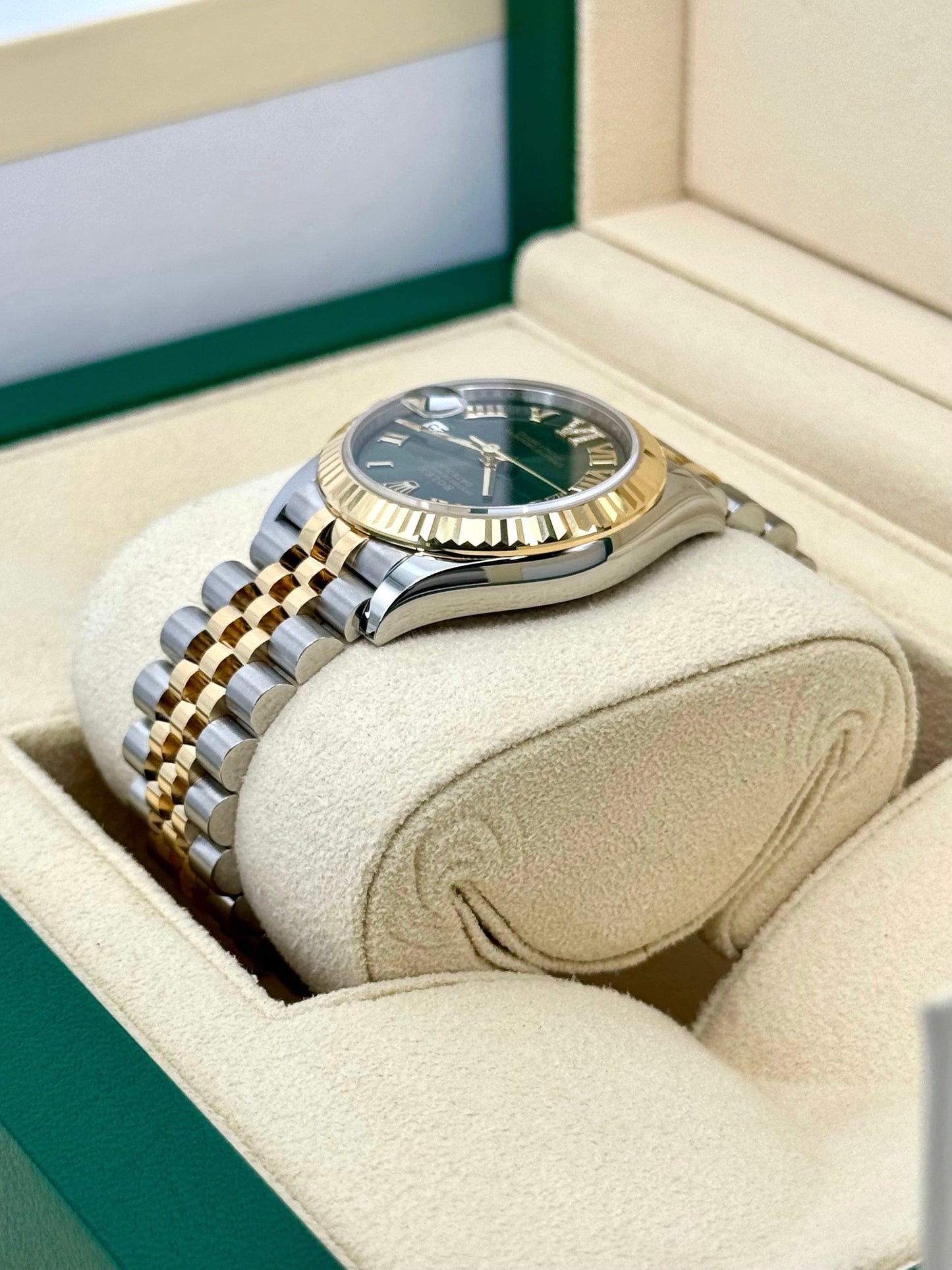 NEW 2023 Rolex Ladies Datejust 31mm 278273 Jubilee Green Dial - MyWatchLLC