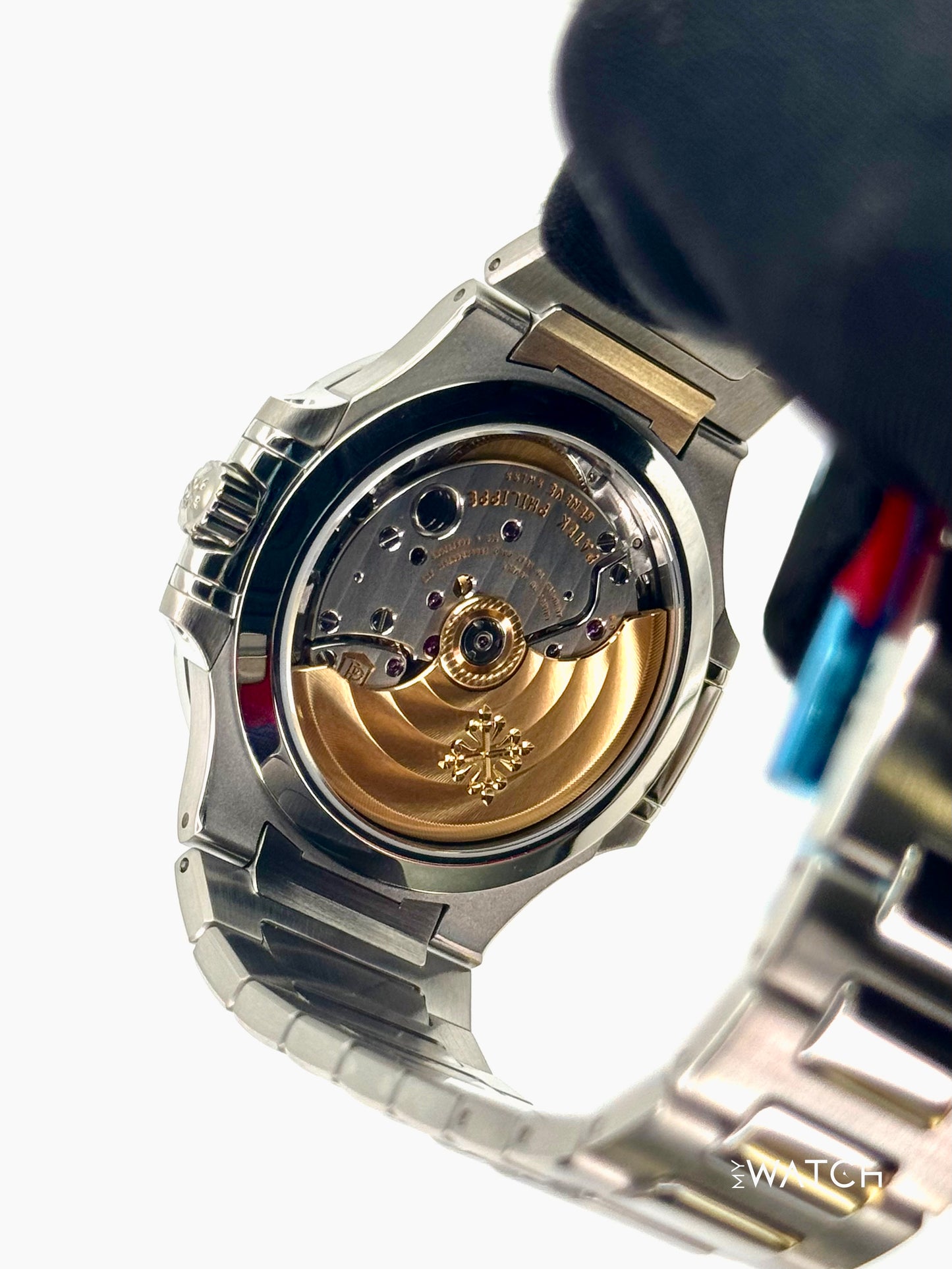 NEW 2025 Patek Philippe Nautilus 35.2mm 7118/1200A-001 Stainless Steel Blue Dial