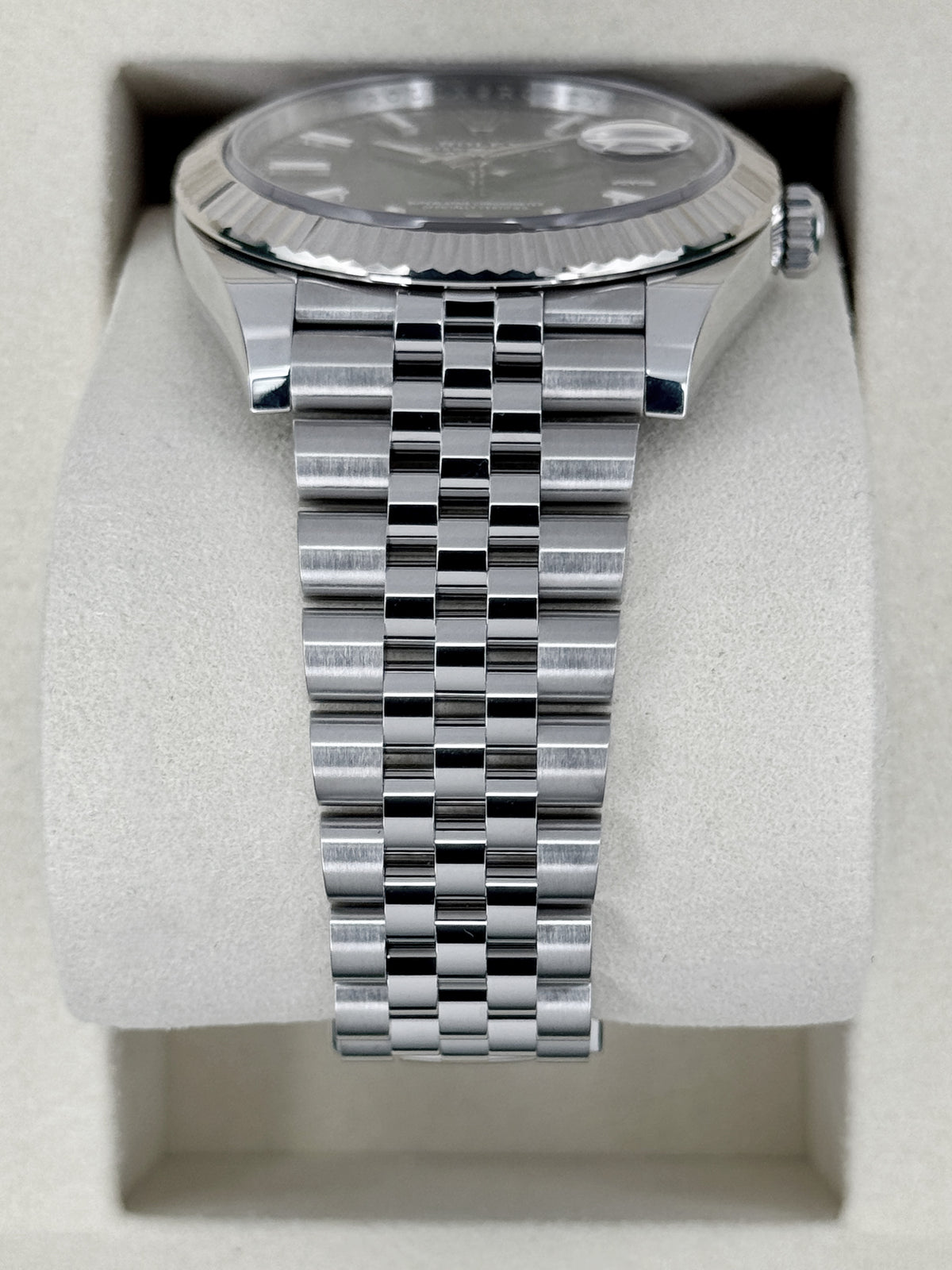 NEW 2026 Rolex Datejust 41mm 126334 Stainless Steel Jubilee Green Ombre Dial