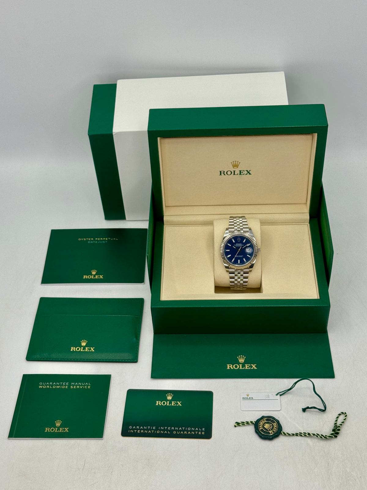 2025 Rolex Datejust 41mm 126334 Stainless Steel Jubilee Blue Dial