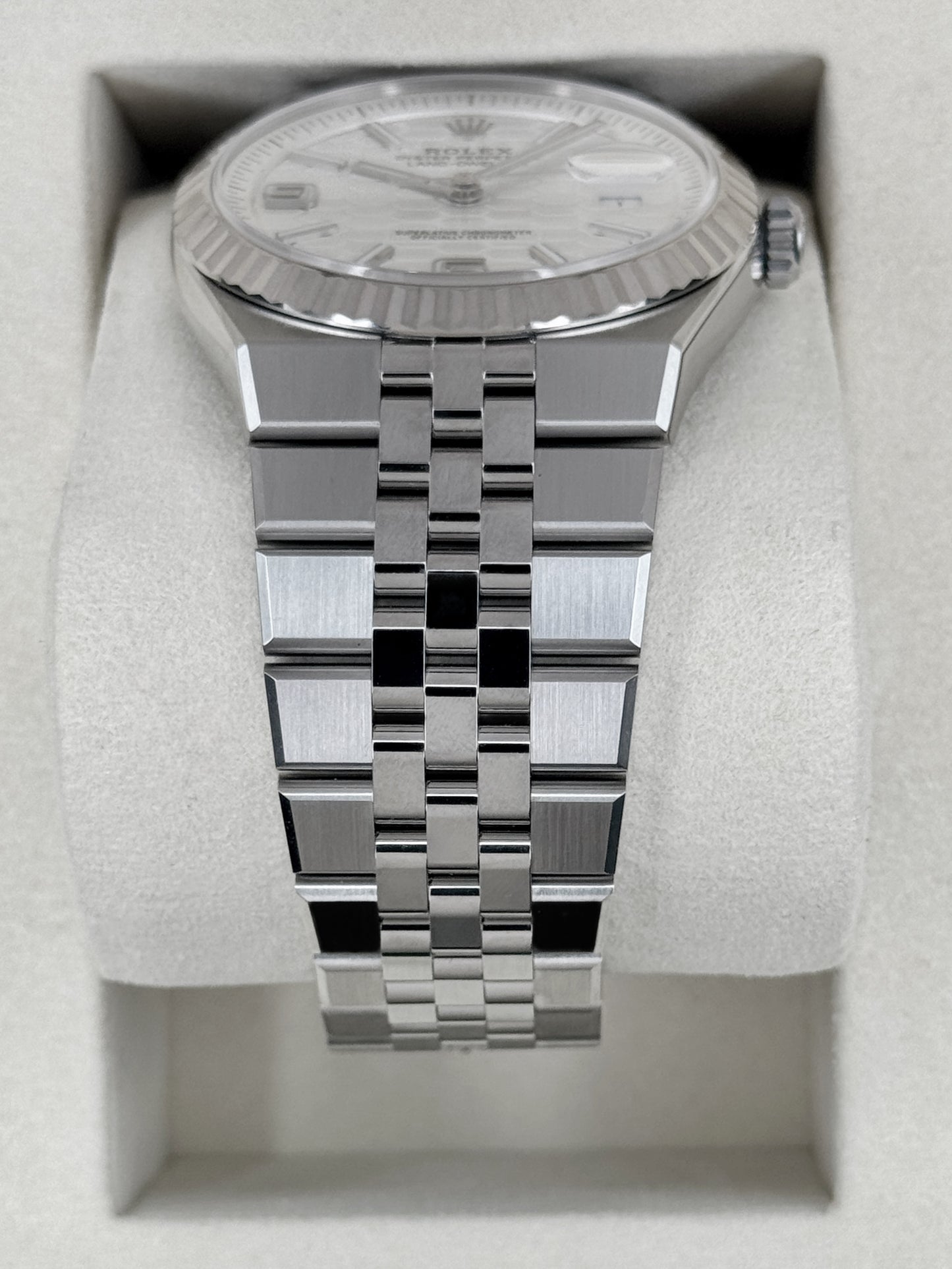 2026 Rolex Land-Dweller 40mm 127334 Stainless Steel Jubilee White Dial