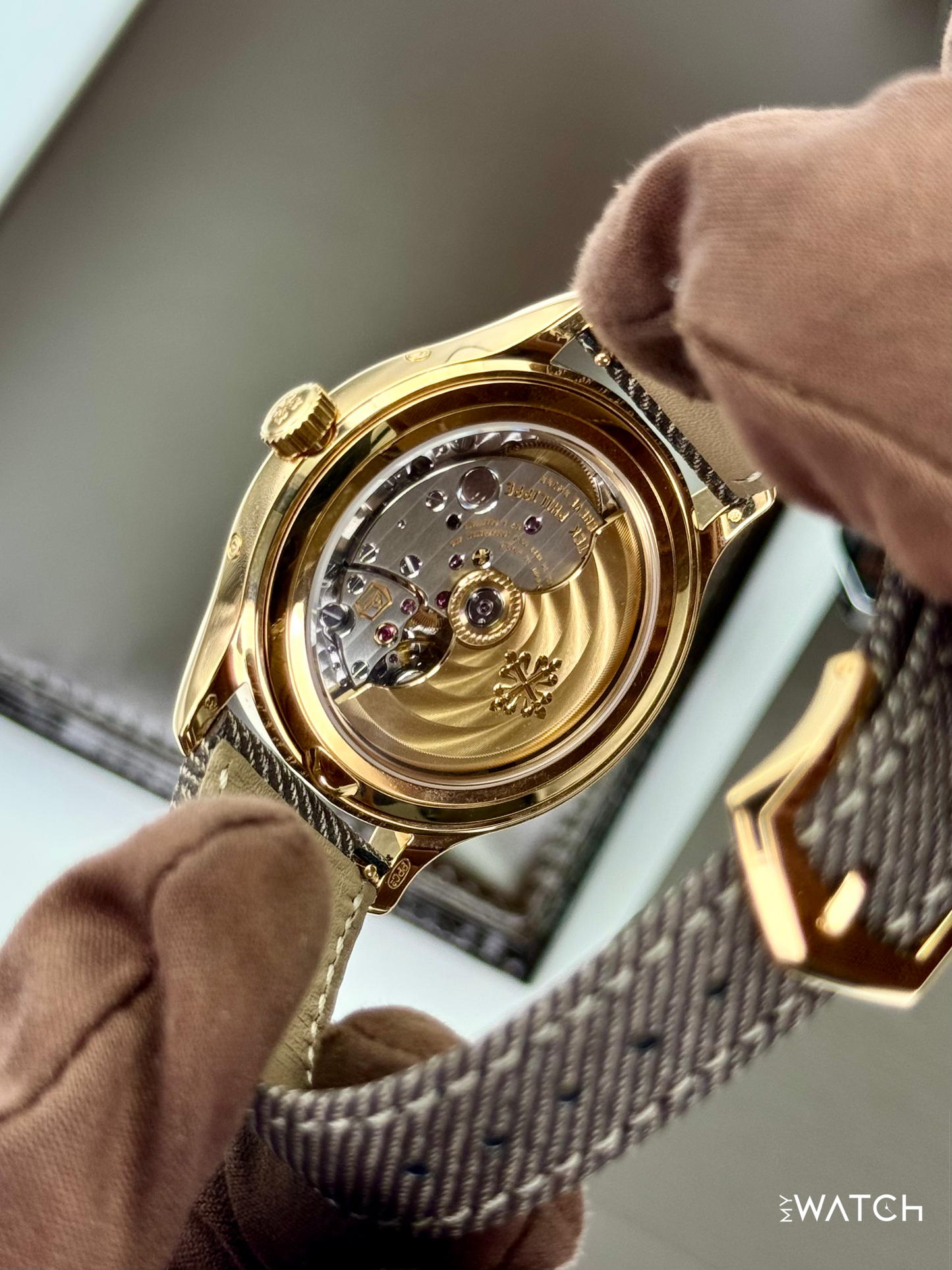 NEW 2026 Patek Philippe Annual Calendar 39mm 4946R Rose Gold Brown Dial - MyWatchLLC