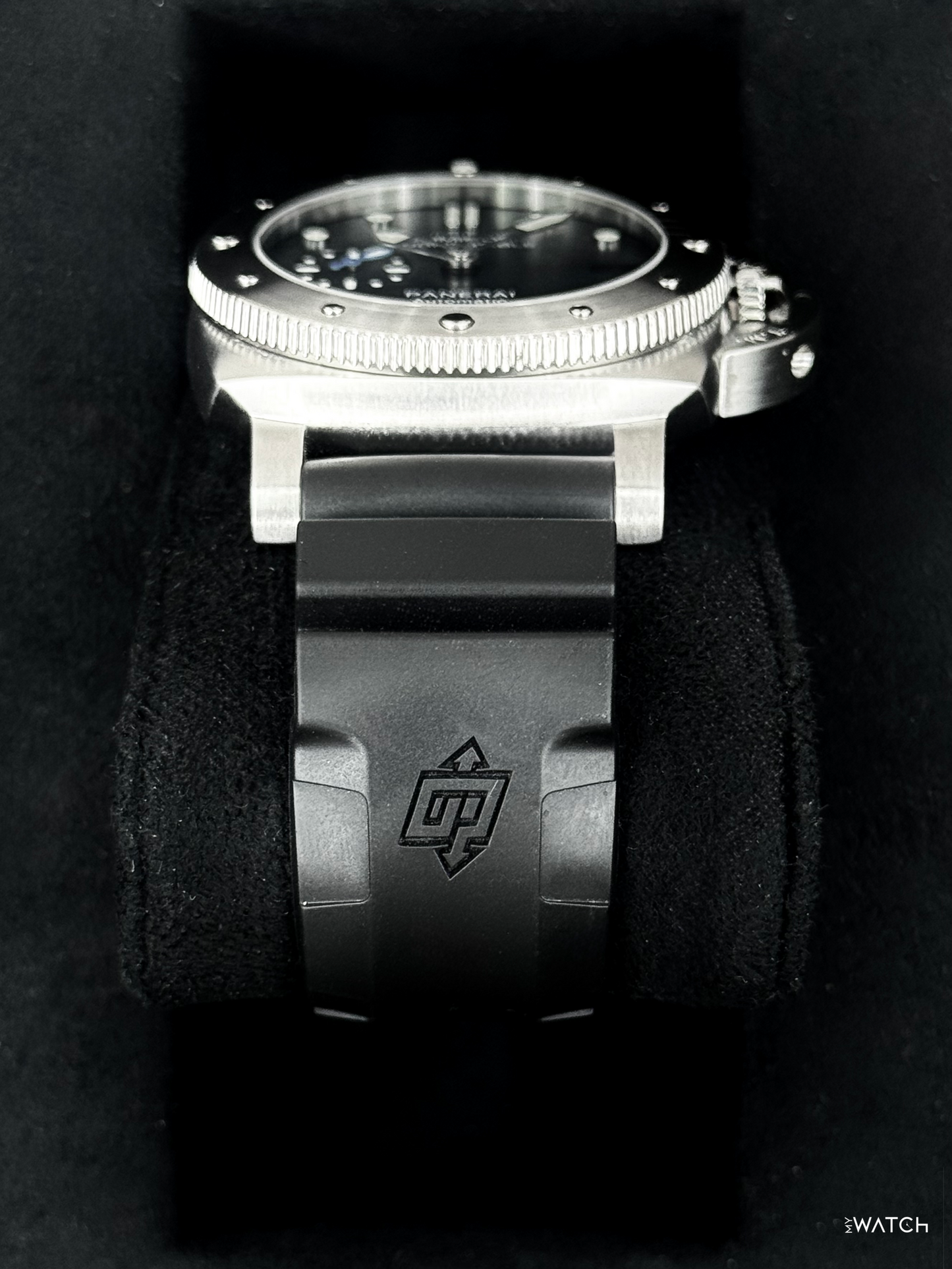 2018 Panerai Luminor Submersible 1950 3 Days 42mm PAM00682 Black Dial