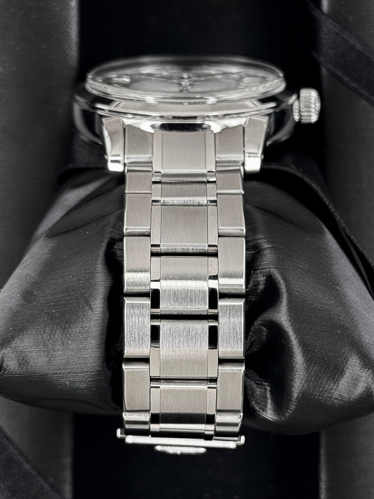 2018 Grand Seiko Elegance Collection 39mm SBGM235 Stainless Steel Silver Dial