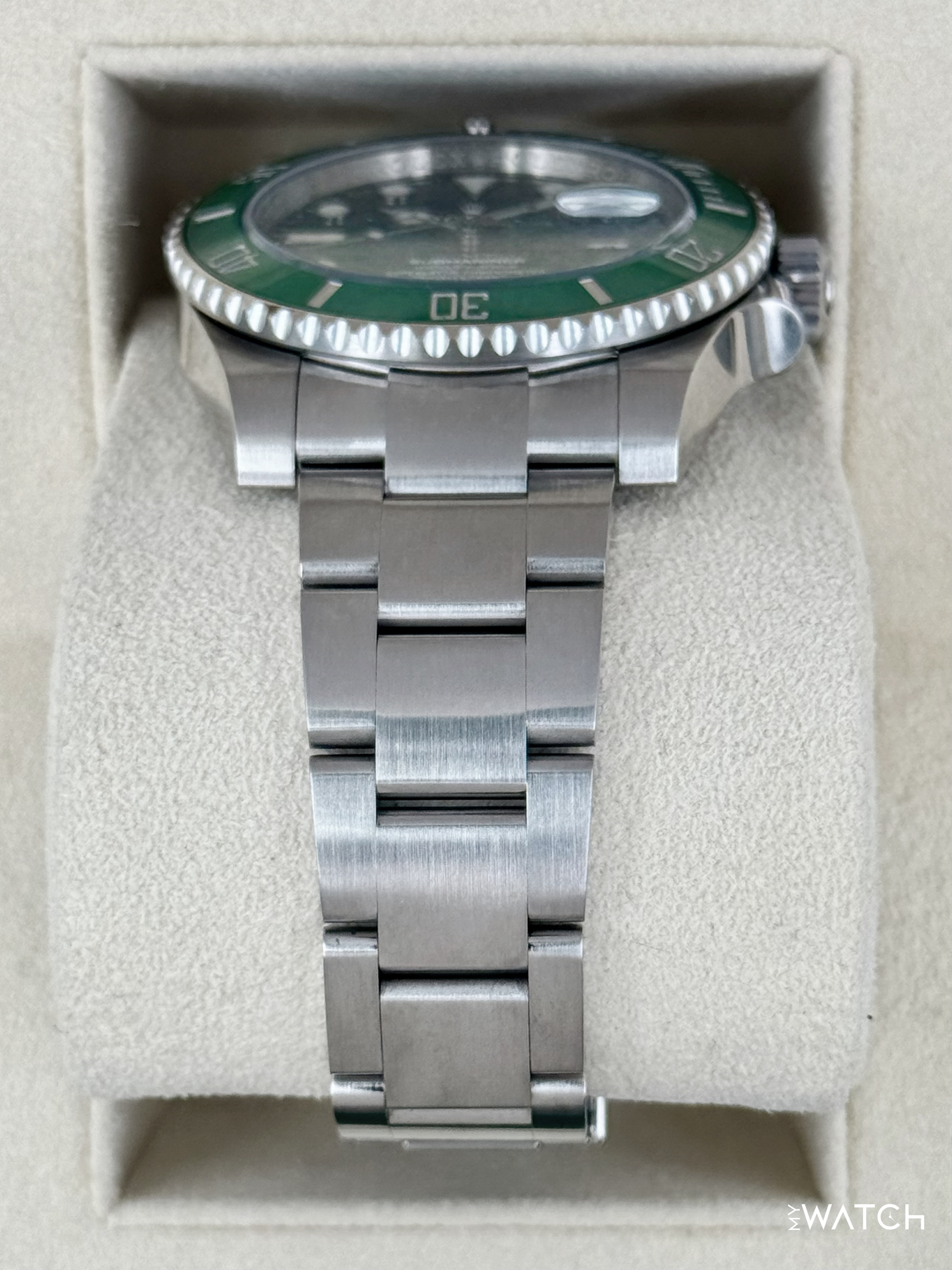 2020 Rolex Submariner “Hulk” 40mm 116610LV Green Dial (Green Card) - MyWatchLLC
