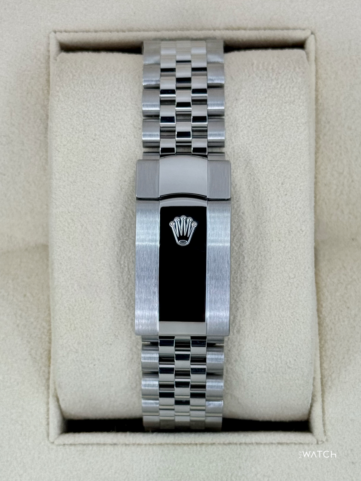 2022 Rolex Datejust 41mm 126334 Stainless Steel Jubilee Blue Motif Dial