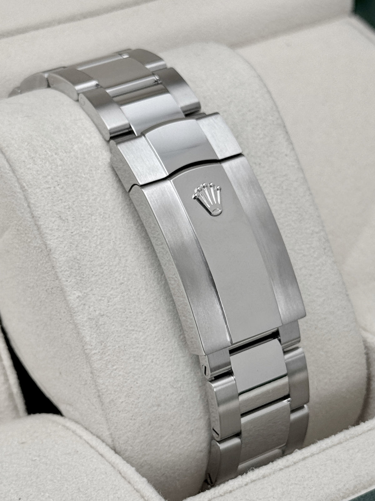 2022 Rolex Sky-Dweller 42mm 326934 Stainless Steel Oyster Blue Dial