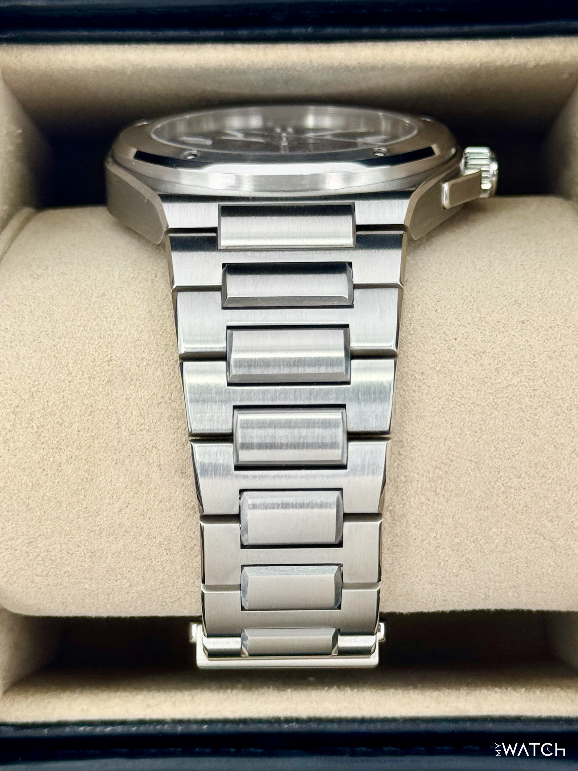 NEW 2026 IWC Ingenieur Automatic 40mm IW328907 Stainless Steel Blue Dial - MyWatchLLC
