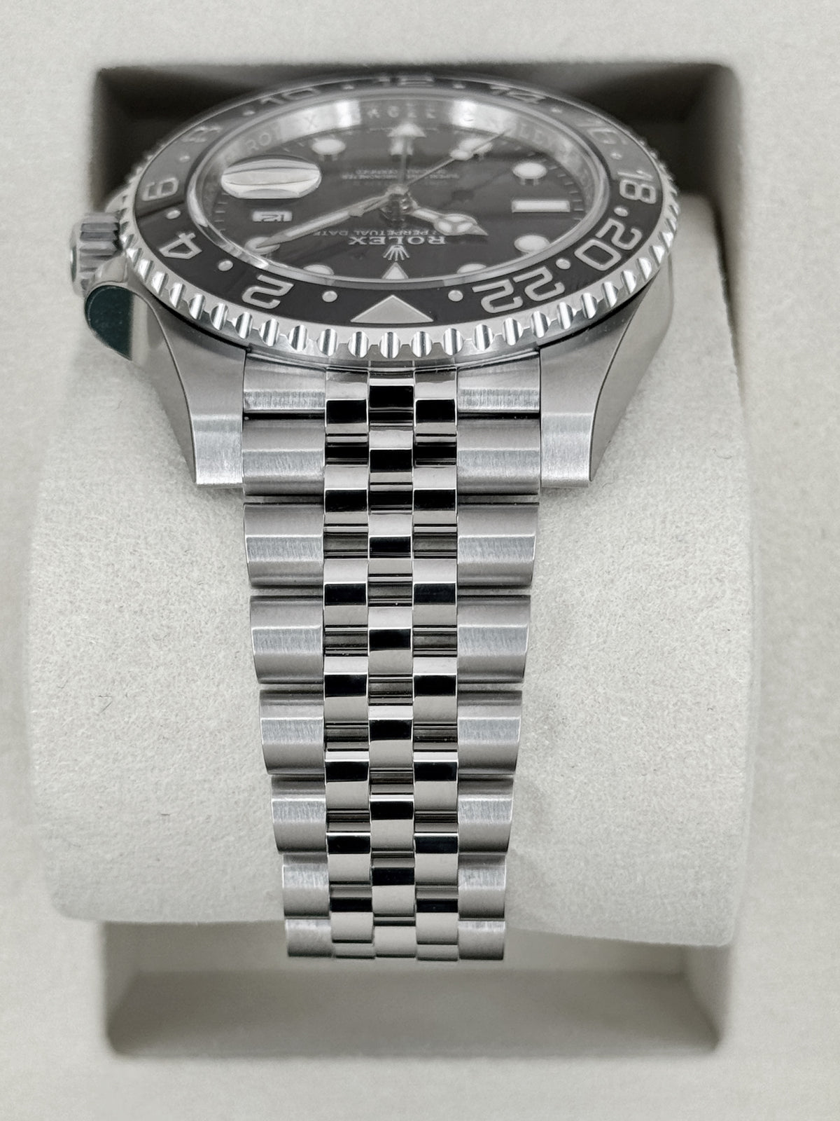 NEW 2026 Rolex GMT-Master II Bruce Wayne 40mm 126710GRNR Jubilee (NEW STYLE CARD)