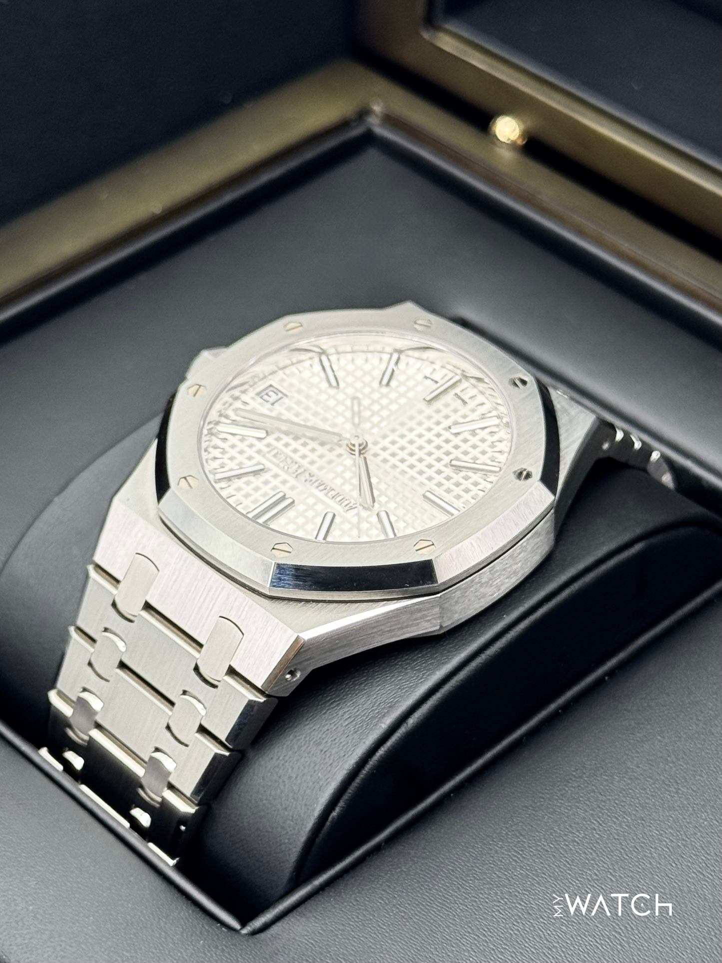 NEW 2022 Audemars Piguet  Royal Oak  41mm 15510ST Stainless Steel White Dial