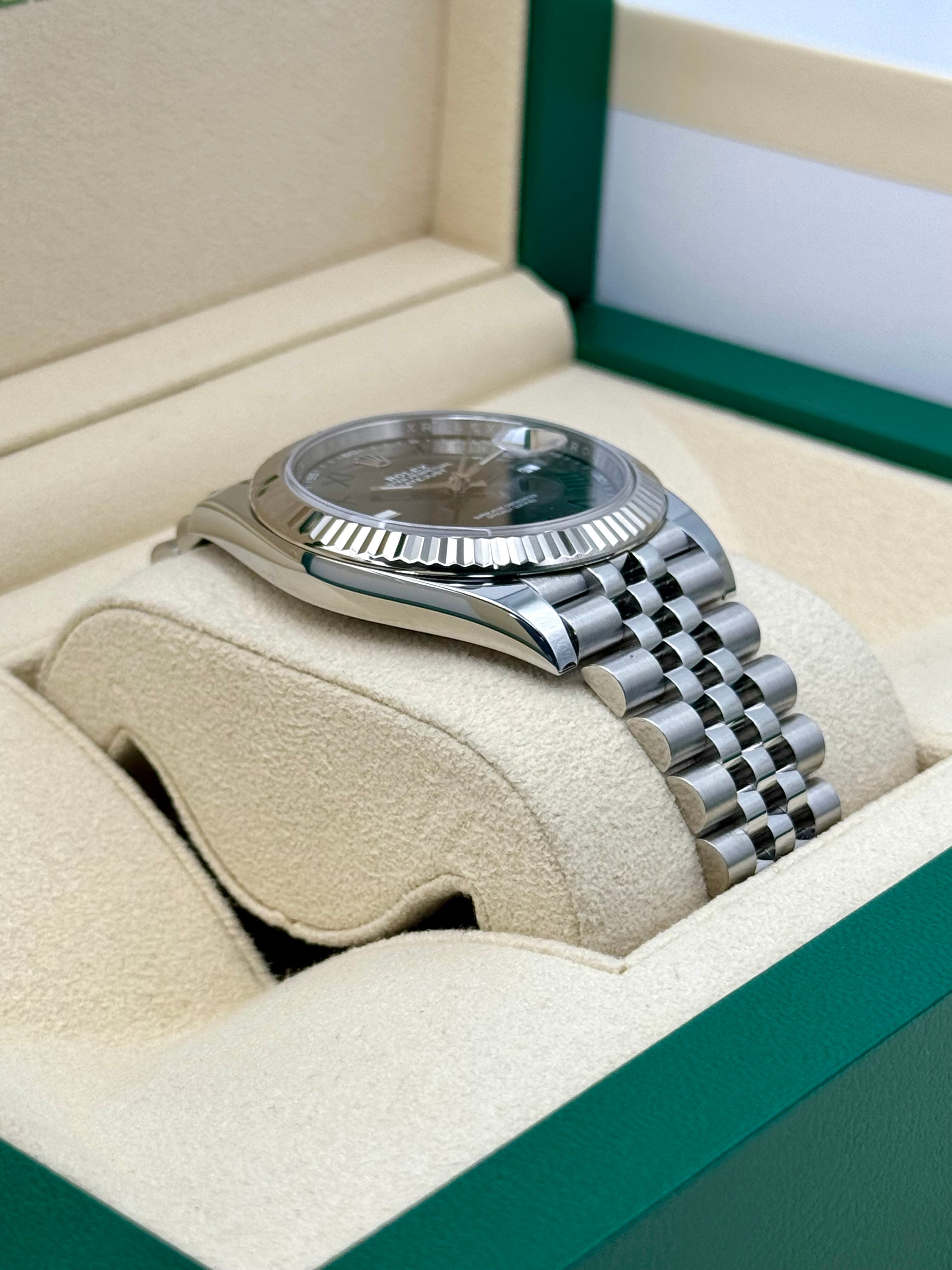 Rolex datejust 41mm rhodium hotsell dial jubilee