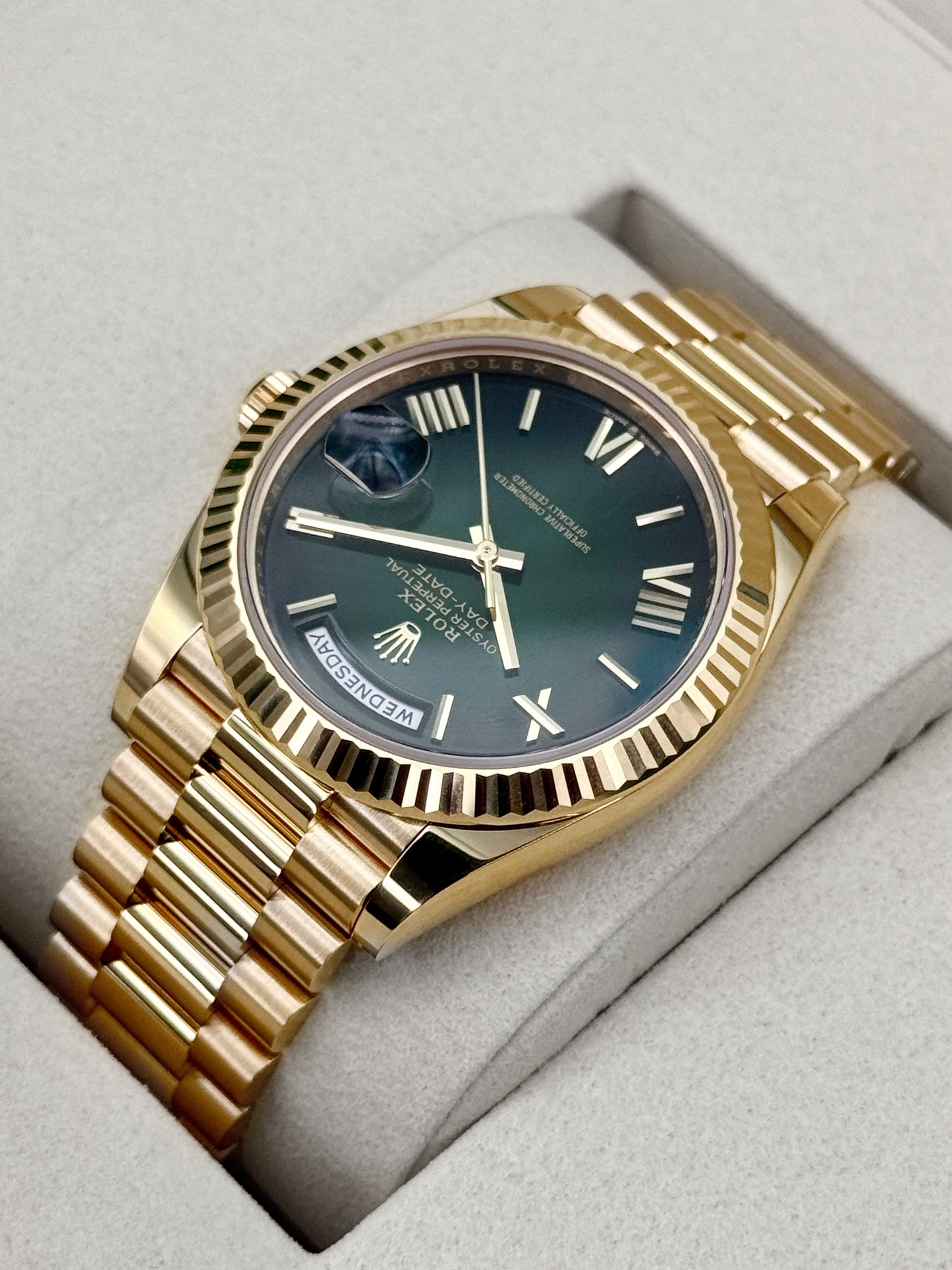 NEW 2026 Rolex Day-Date 40mm 228238 Presidential Green Ombre Dial