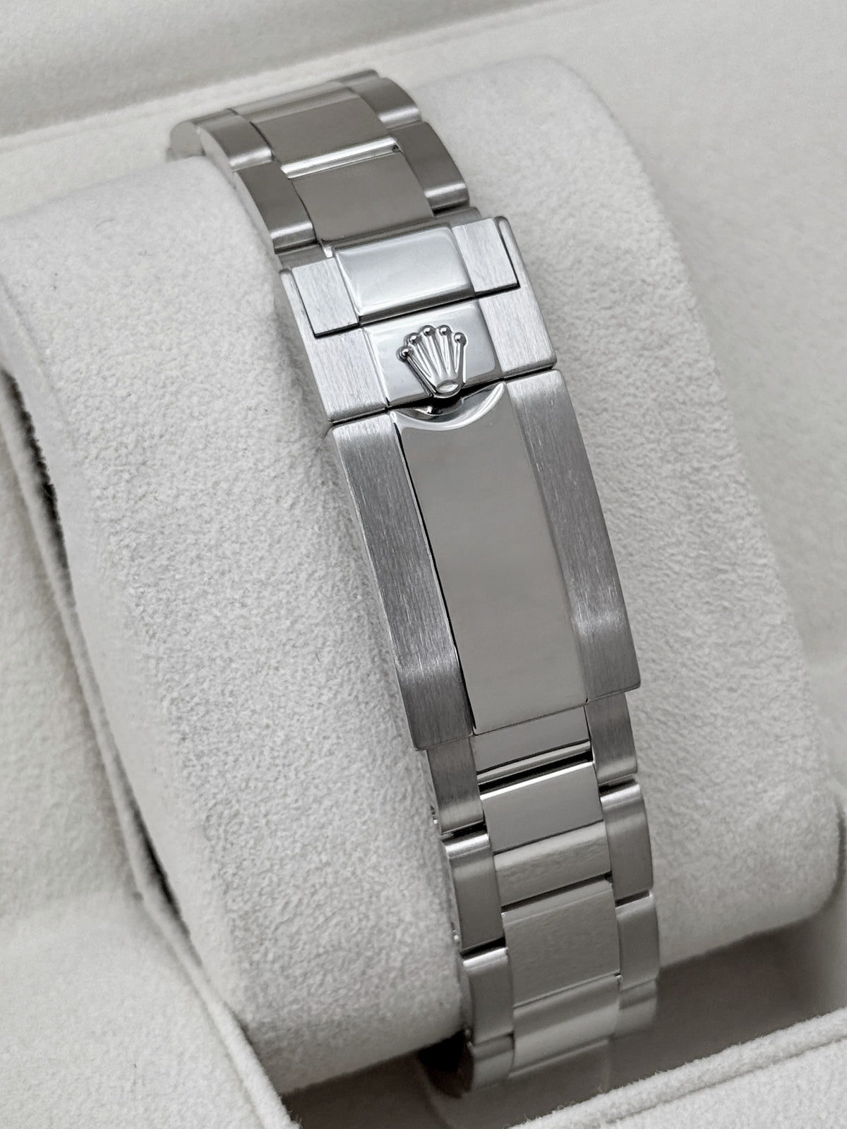 2021 Rolex Daytona 40mm 116509 White Gold Blue Dial