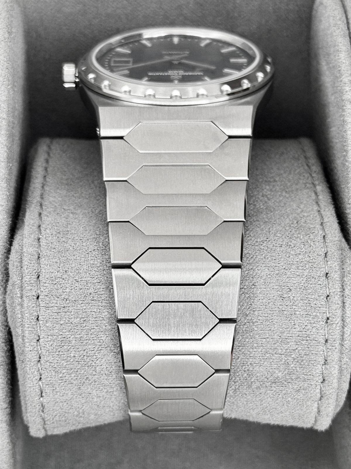NEW 2026 Vacheron Constantin 222 37mm 4200H Stainless Steel Blue Dial
