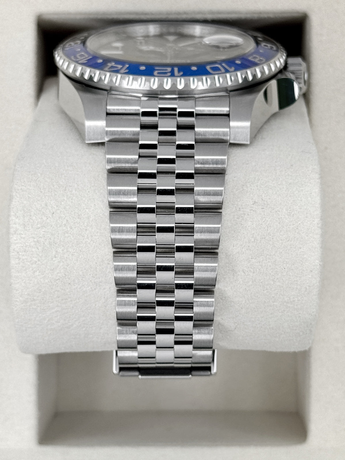 2025 Rolex GMT-Master II Batgirl 40mm 126710BLNR Jubilee