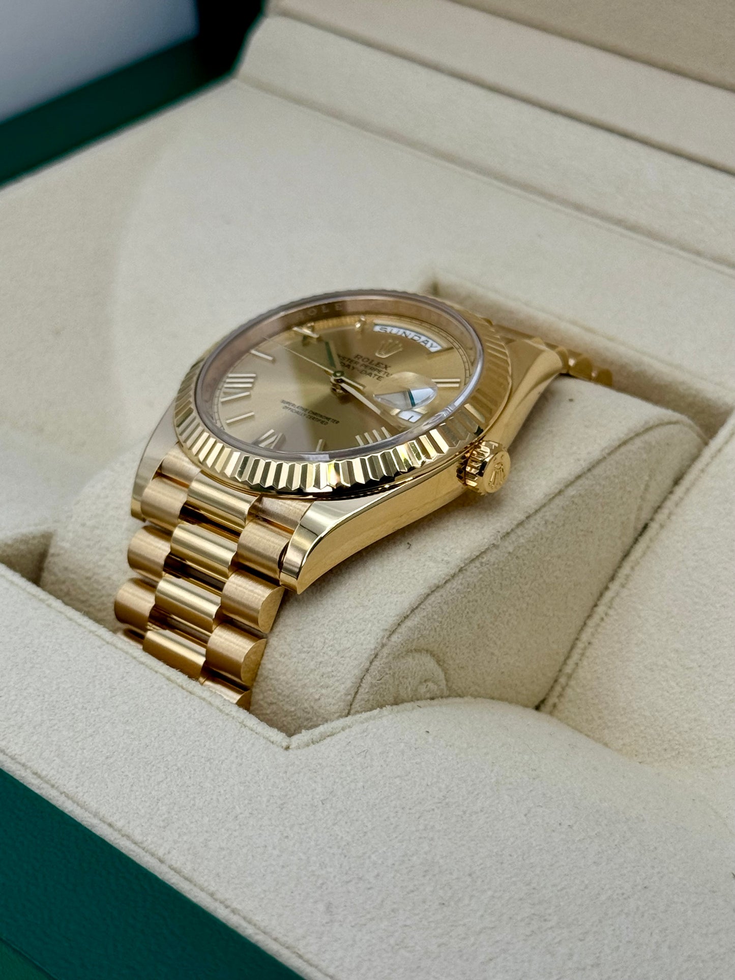 2021 Rolex Day-Date 40mm 228238 Presidential Champagne Dial