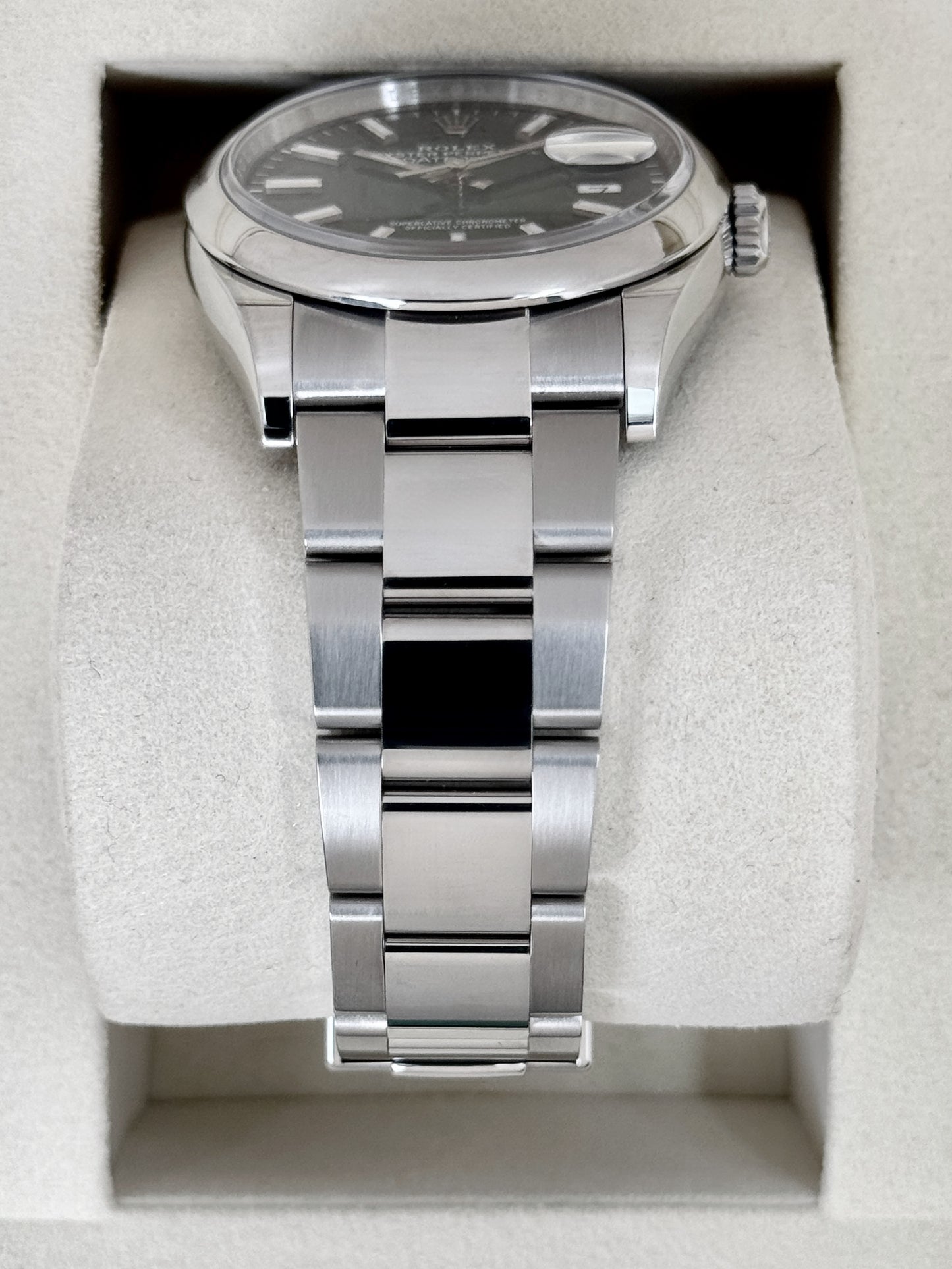 2026 Rolex Datejust 36mm 126200 Stainless Steel Oyster Green Ombre Dial